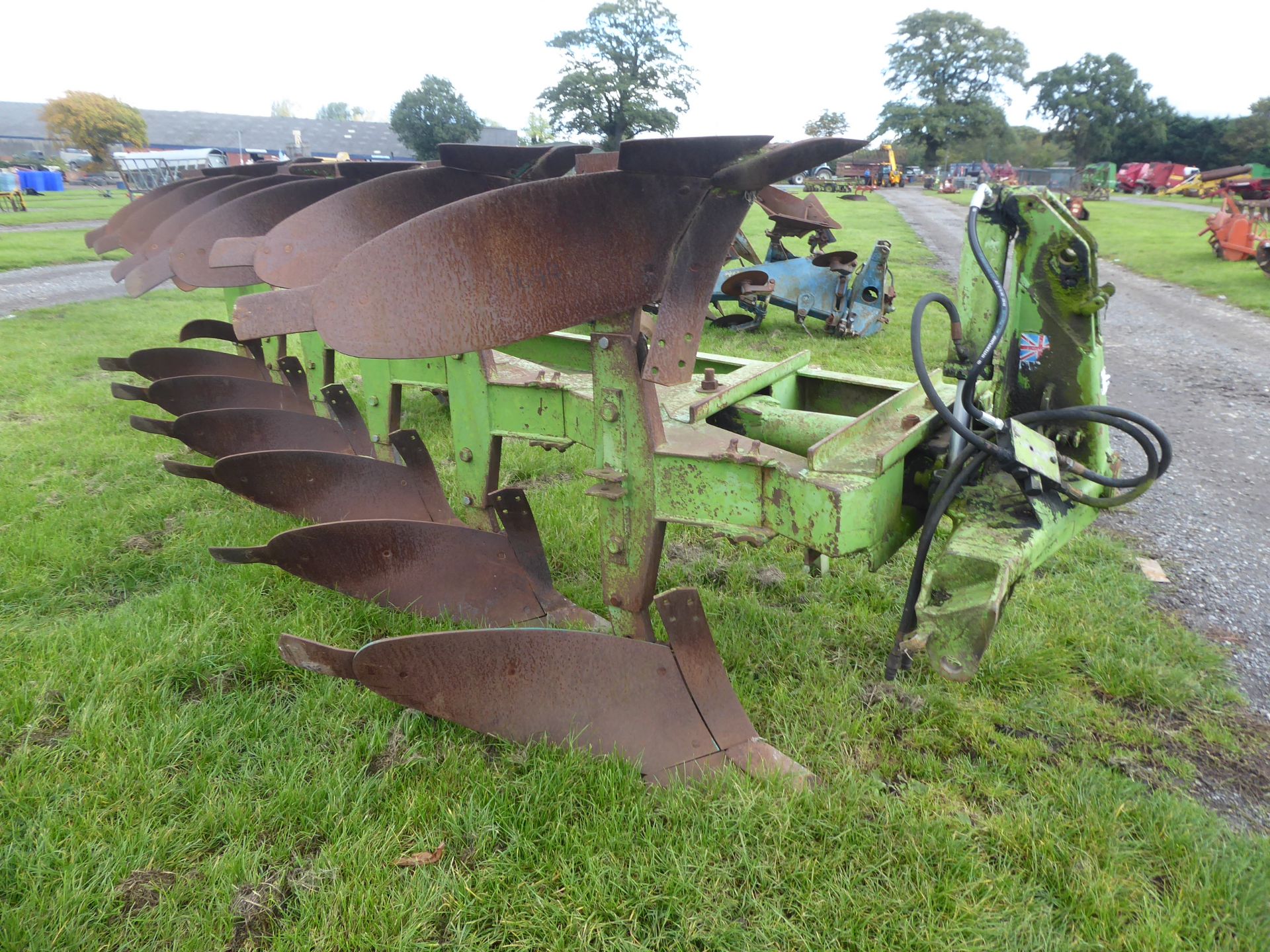 Dowdeswell DP7E 5+1 plough