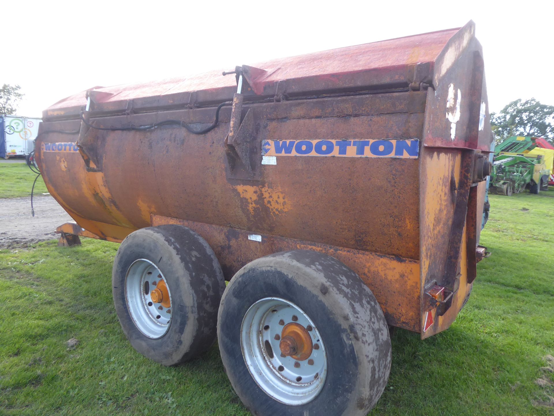 Wootton rota spreader - Image 2 of 3