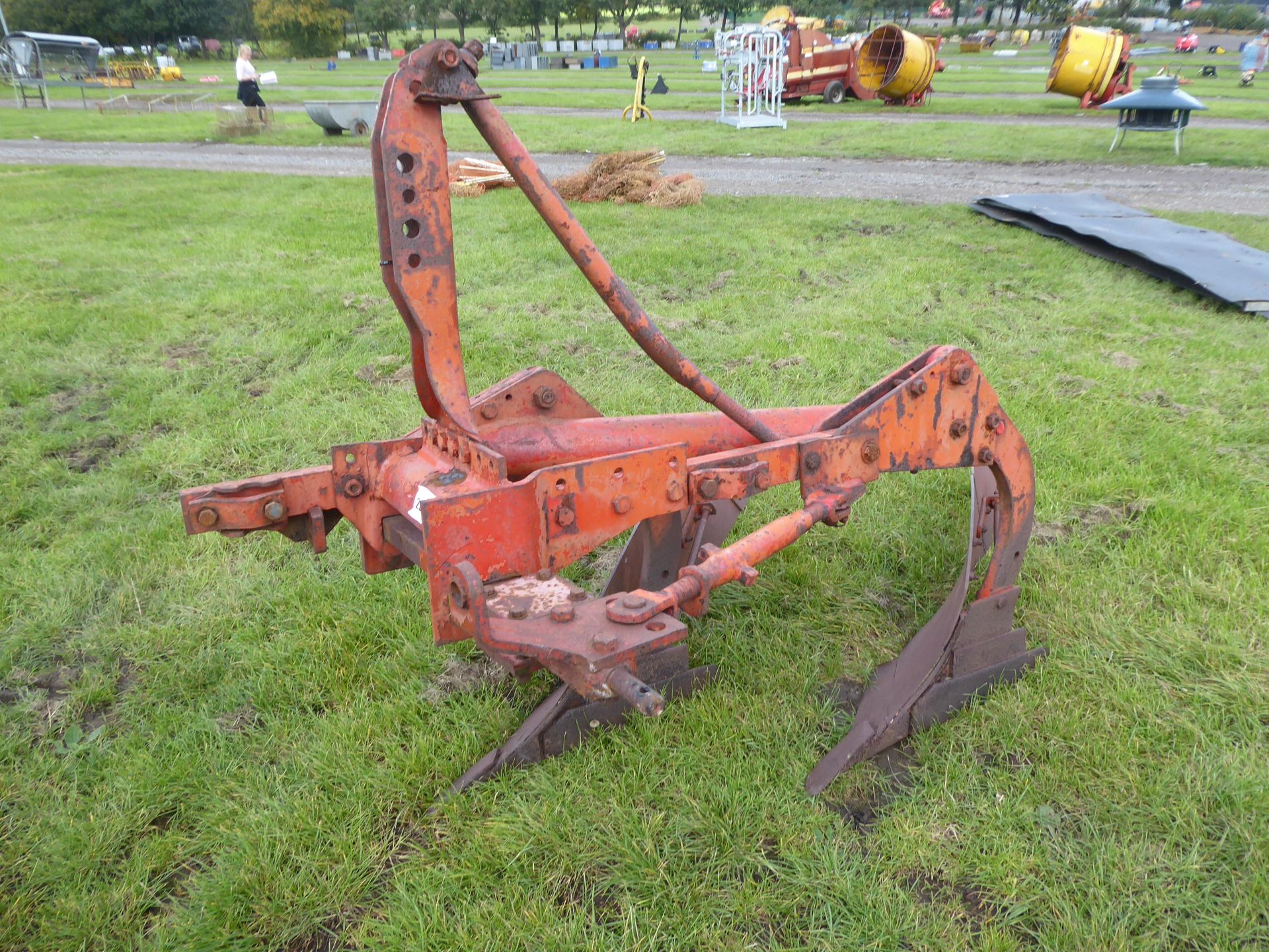 2F plough NO VAT - Image 2 of 2