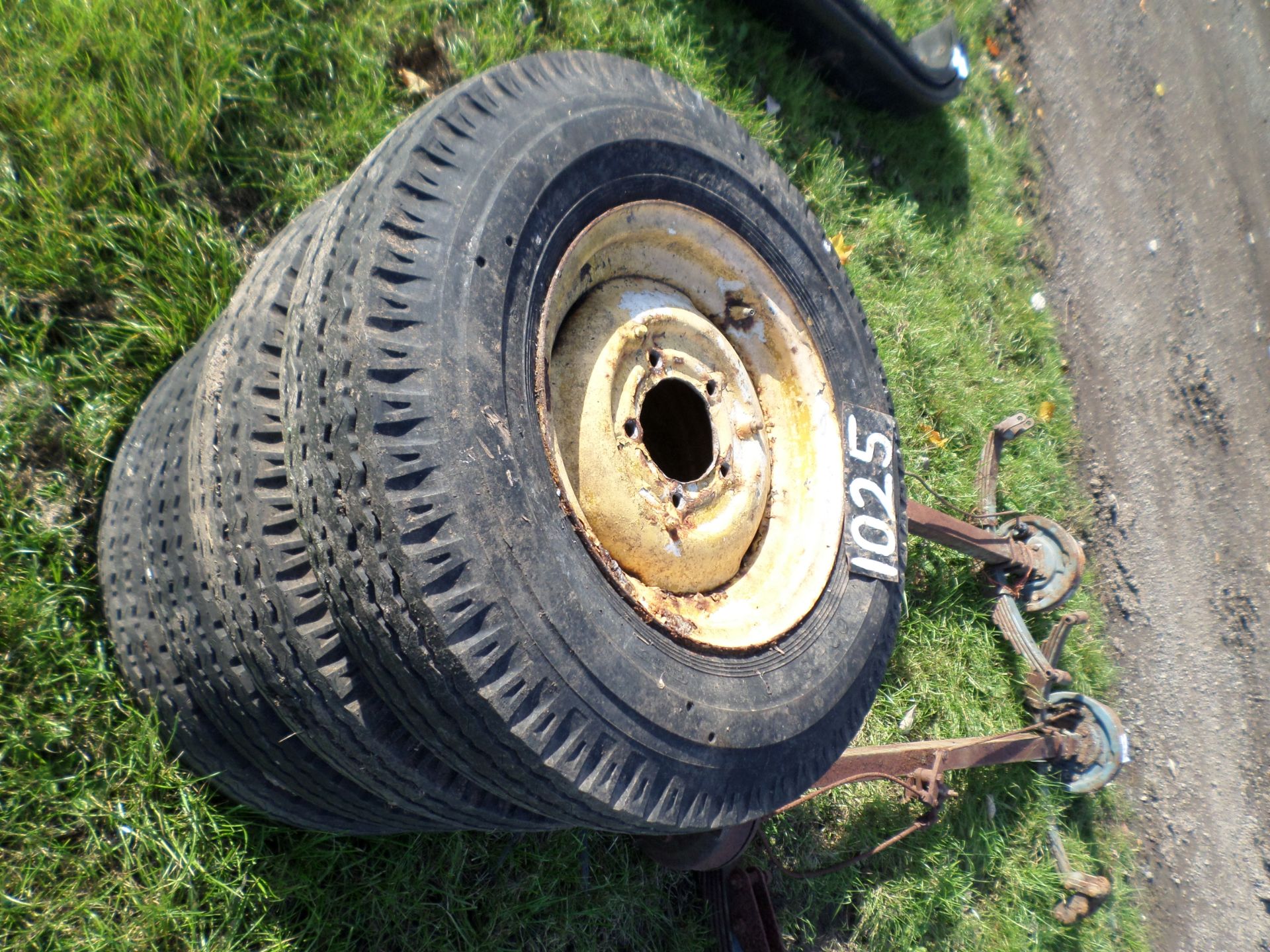 Pair of trailer axles, NO VAT - Image 2 of 3