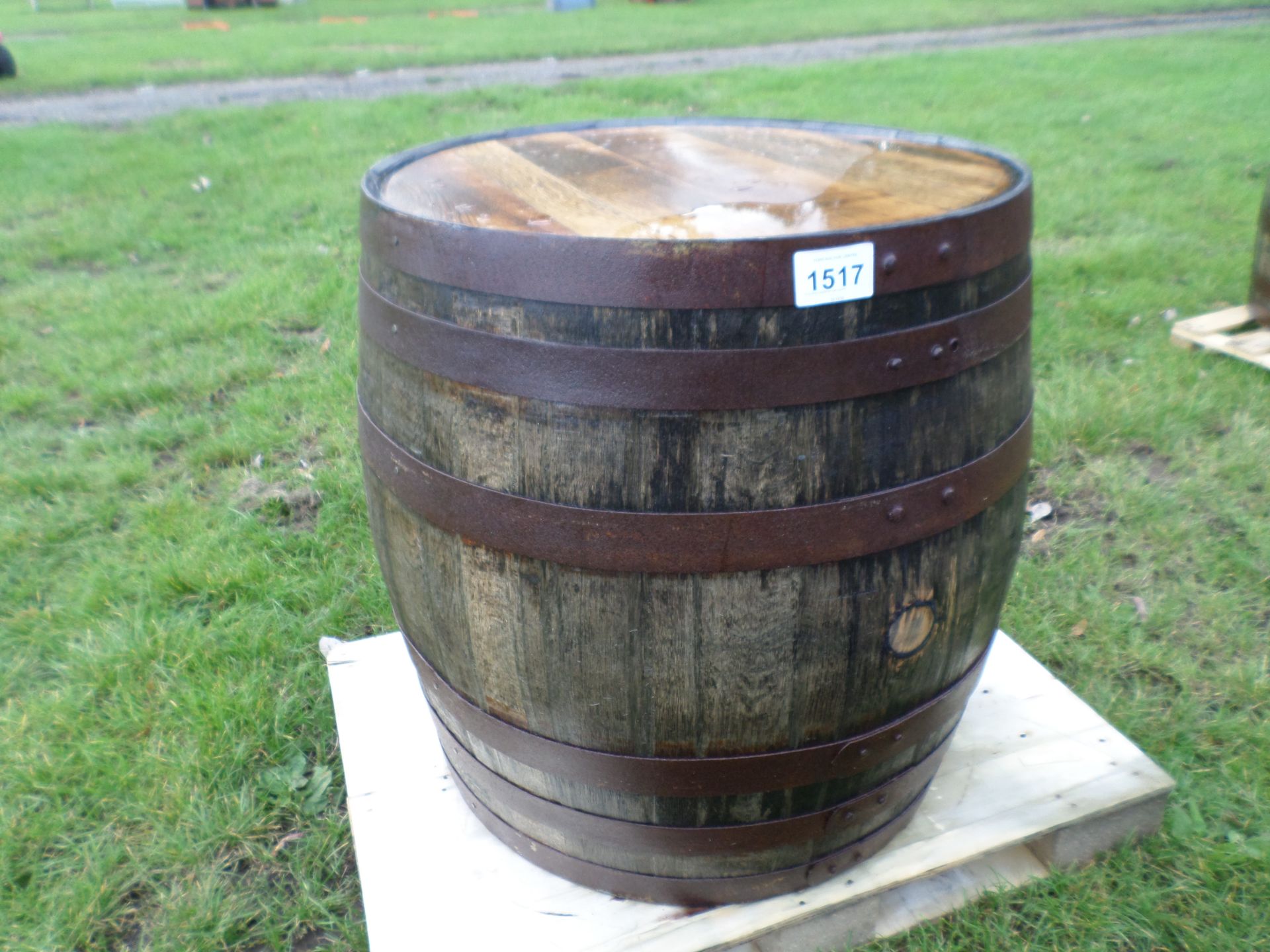 Polished tabletop oak barrel NO VAT