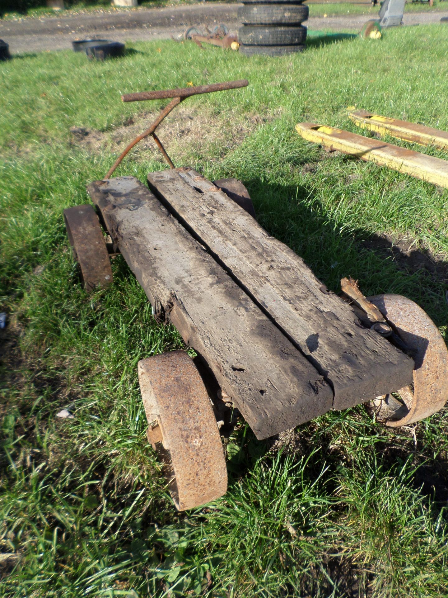 Wooden trolley - Image 2 of 2