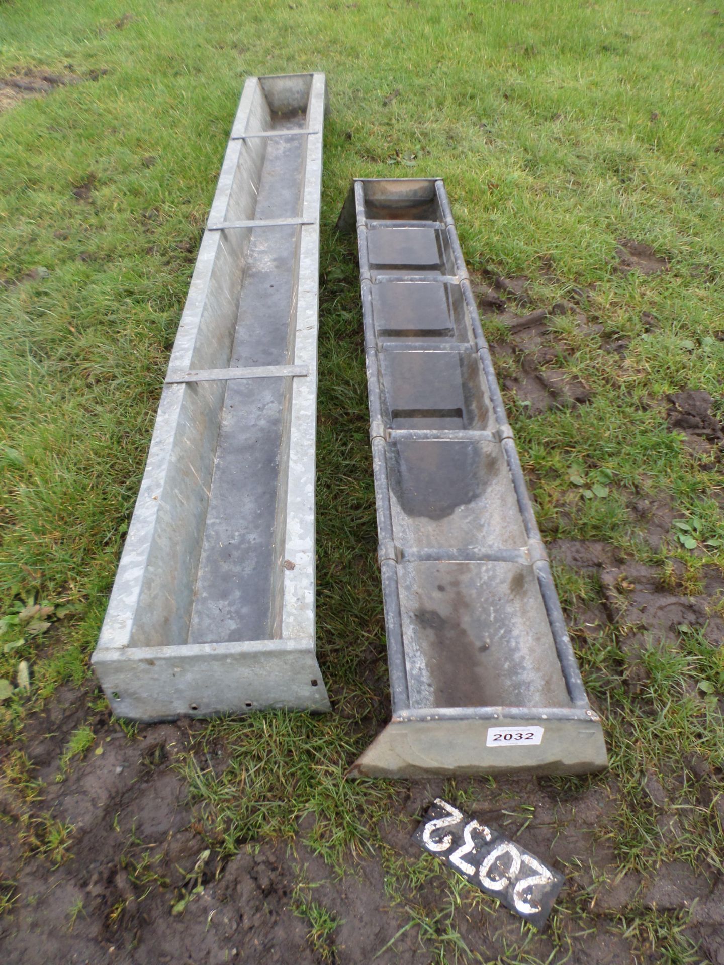 2 galvanised sheep troughs - Image 3 of 4