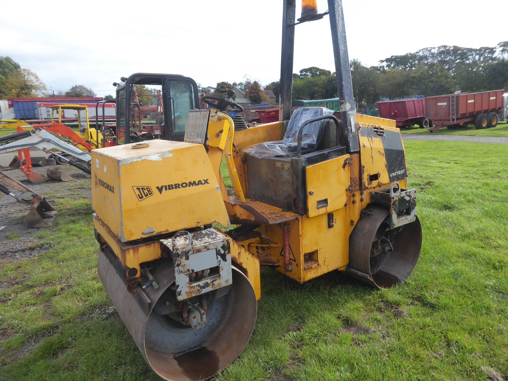 JCB Vibromax VMT 280 (2005) twin drum ride on vibrating roller, rides and drives, recent overhaul, 3