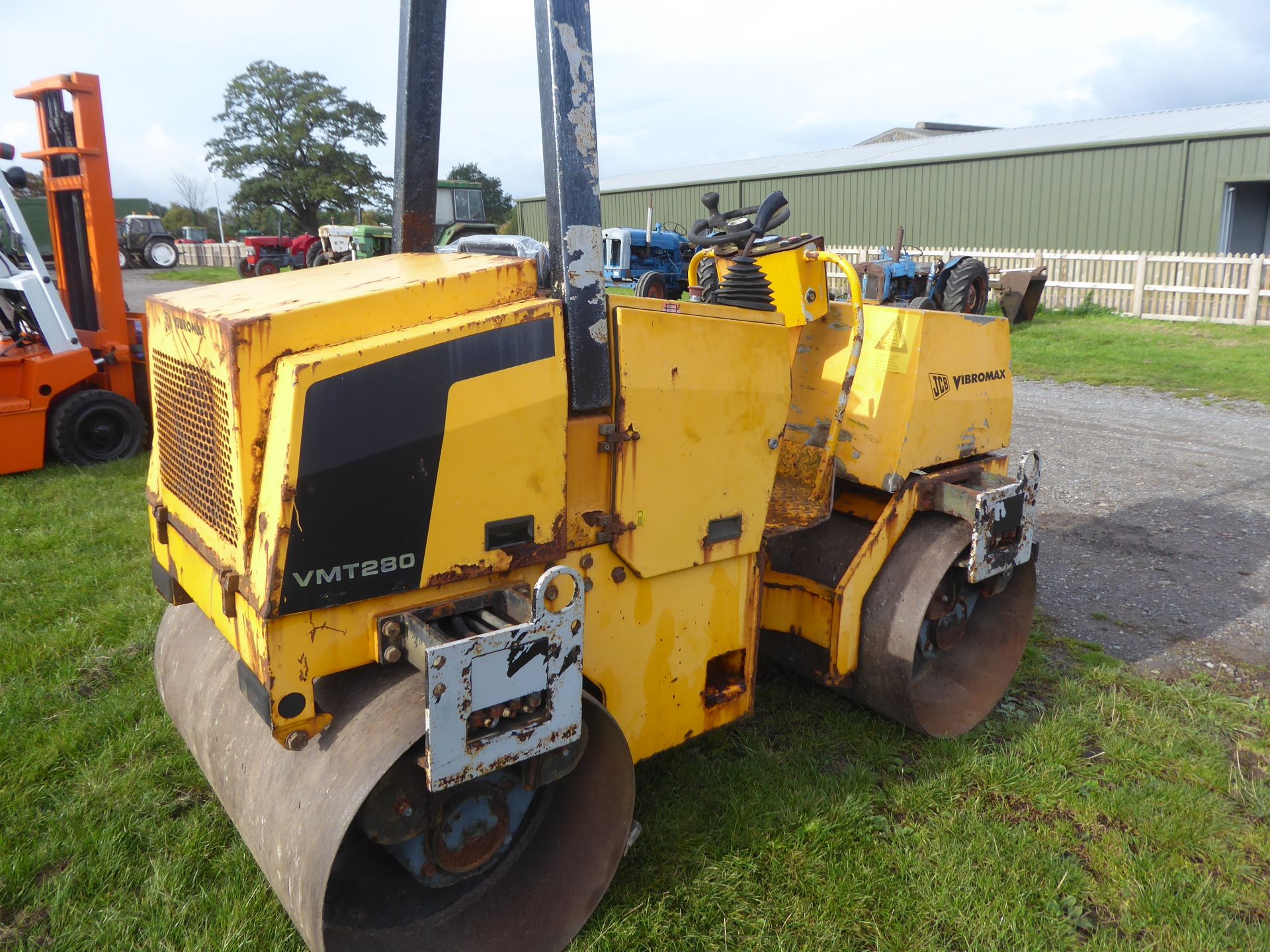 JCB Vibromax VMT 280 (2005) twin drum ride on vibrating roller, rides and drives, recent overhaul, 3 - Image 3 of 3