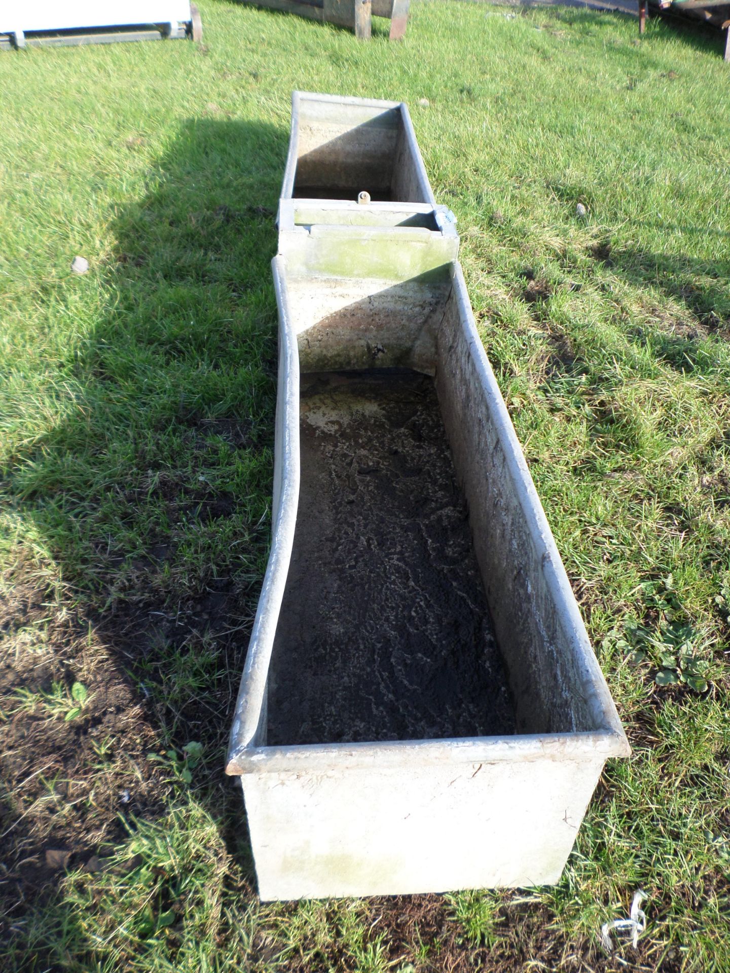 Water trough - Image 2 of 3
