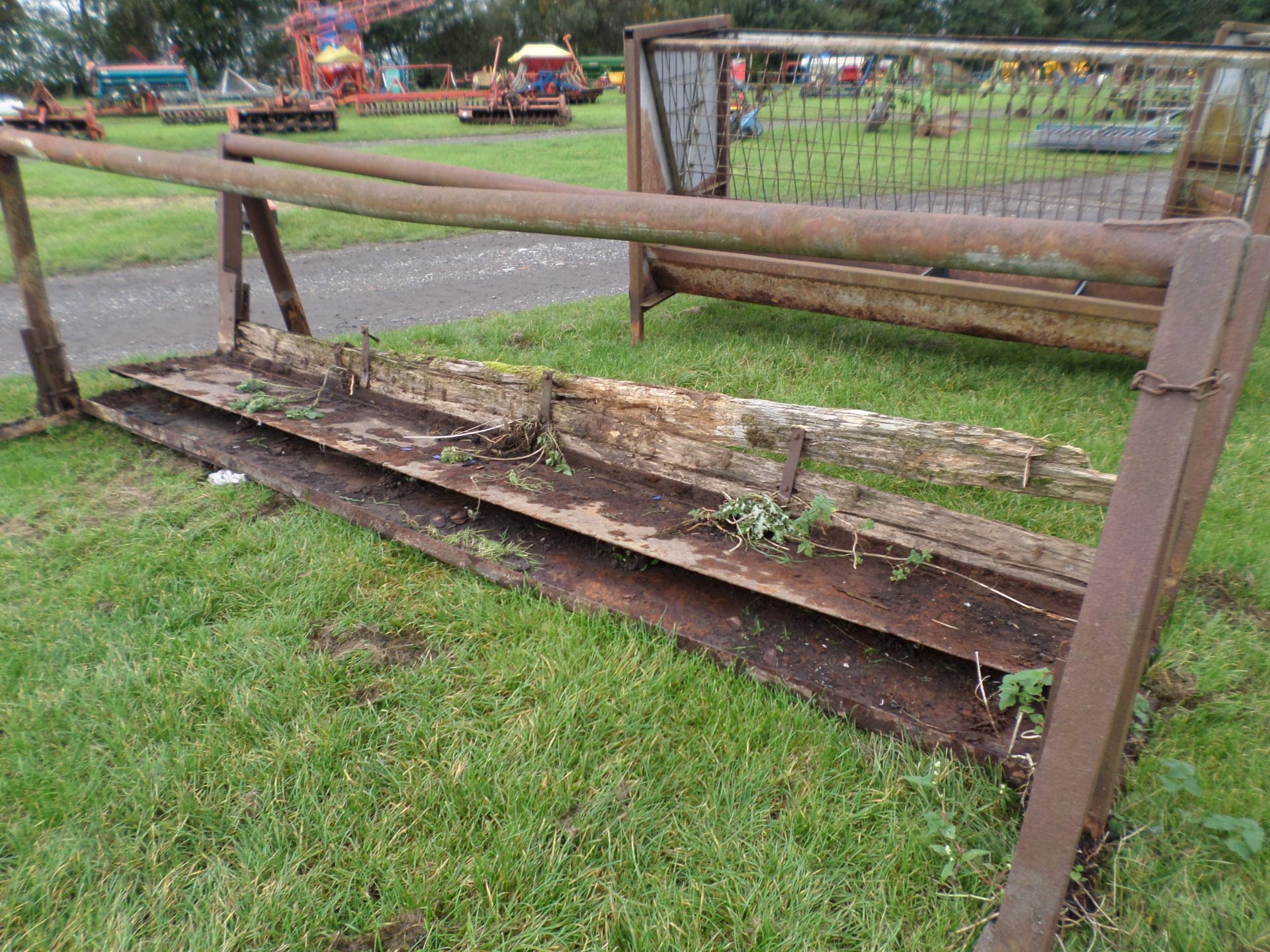 2 silage face feed barriers NO VAT - Image 3 of 3