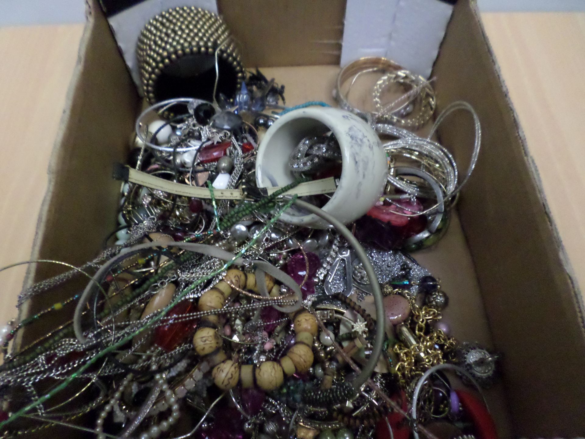 Box of jewellery - Image 3 of 3