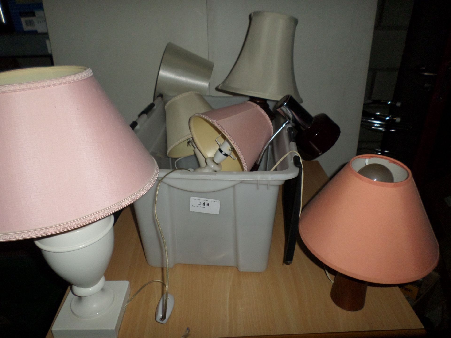 Box of lamps