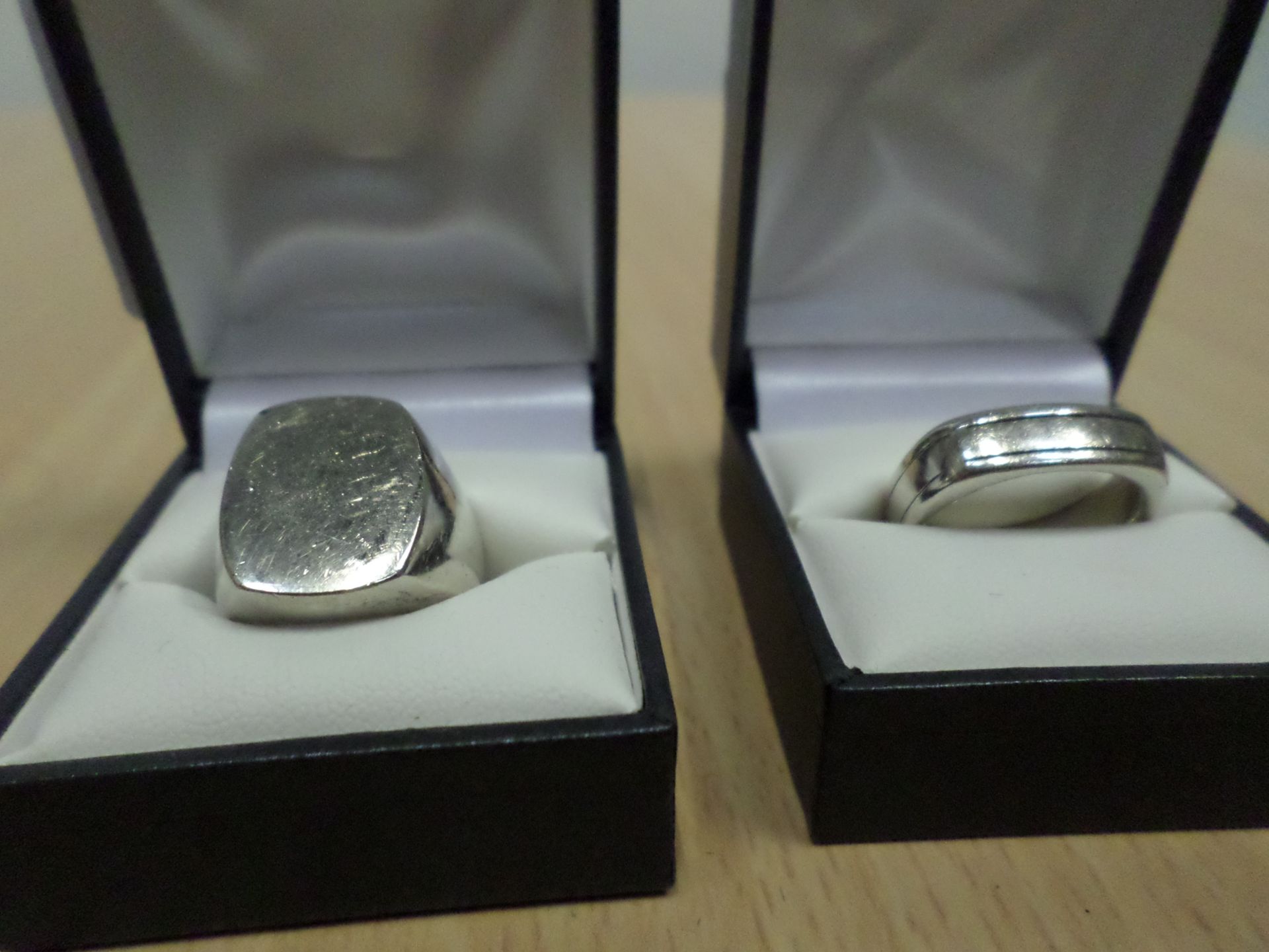 2 hallmarked silver gents rings