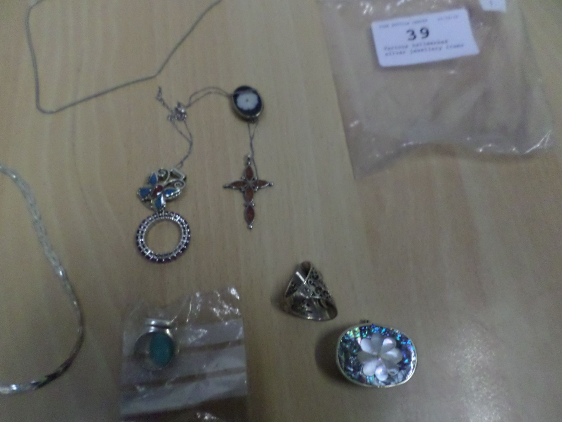 Various hallmarked silver jewellery items - Image 4 of 4