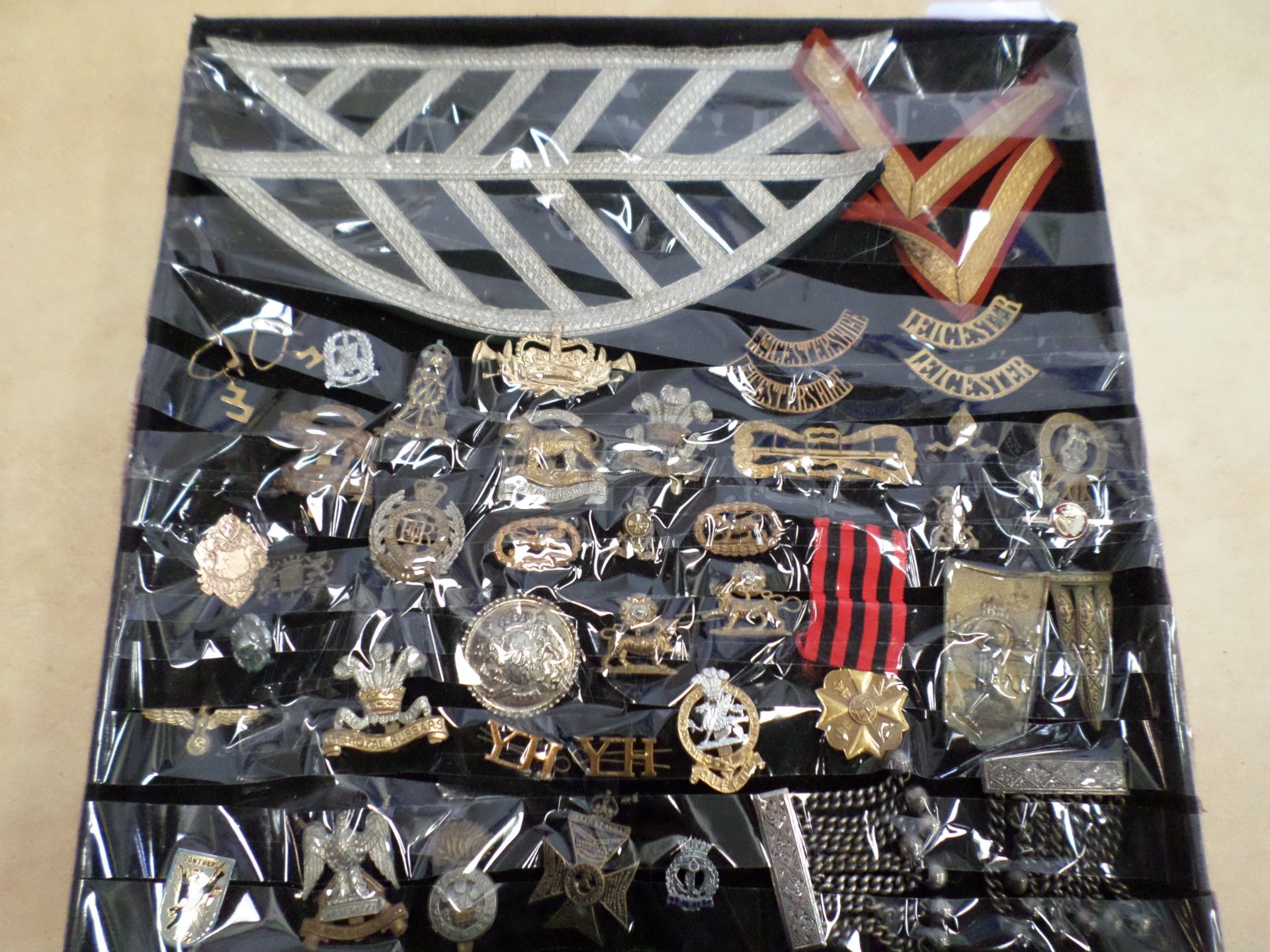 Box of miscellaneous including military buttons