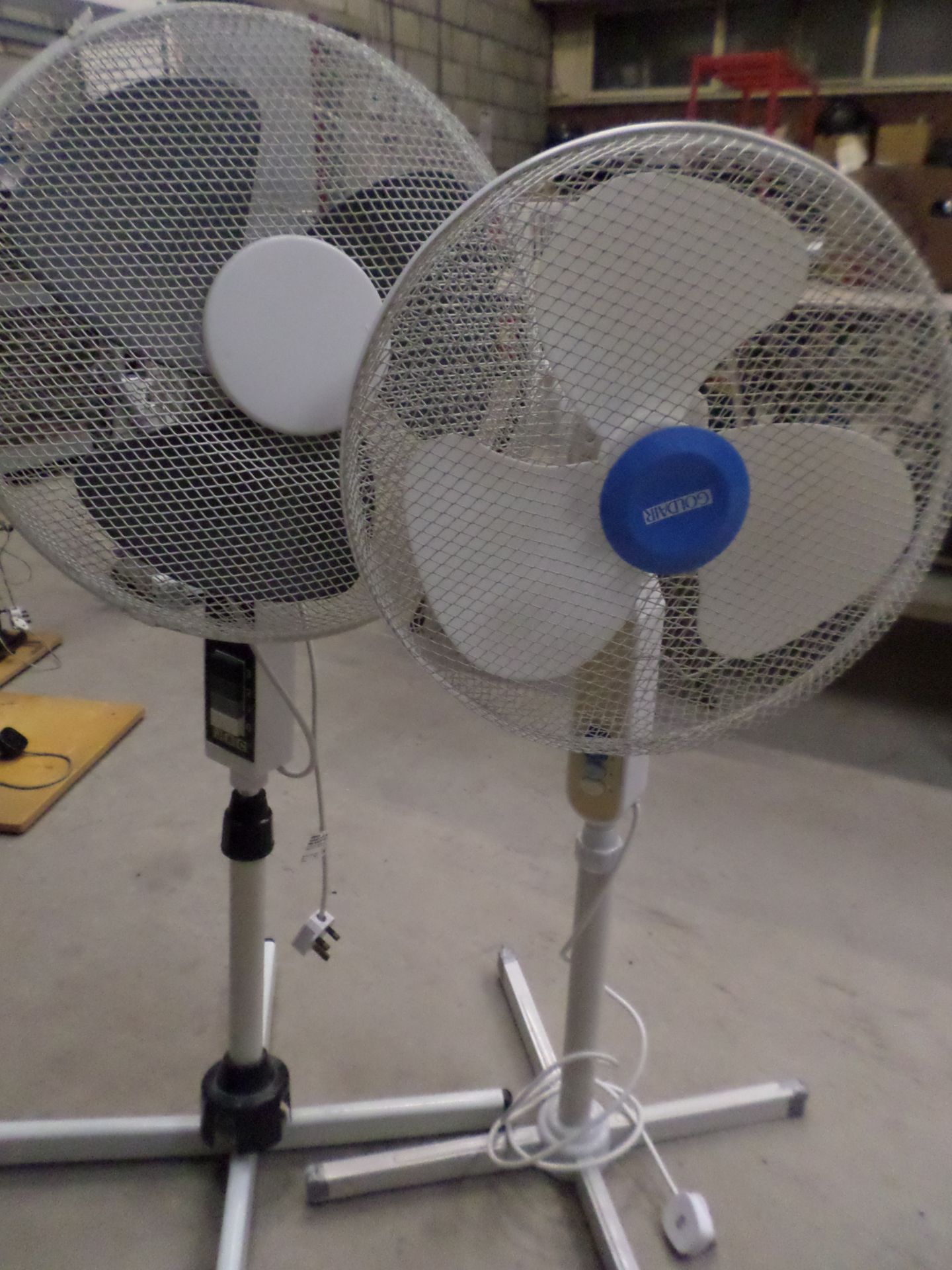 2 pedestal fans