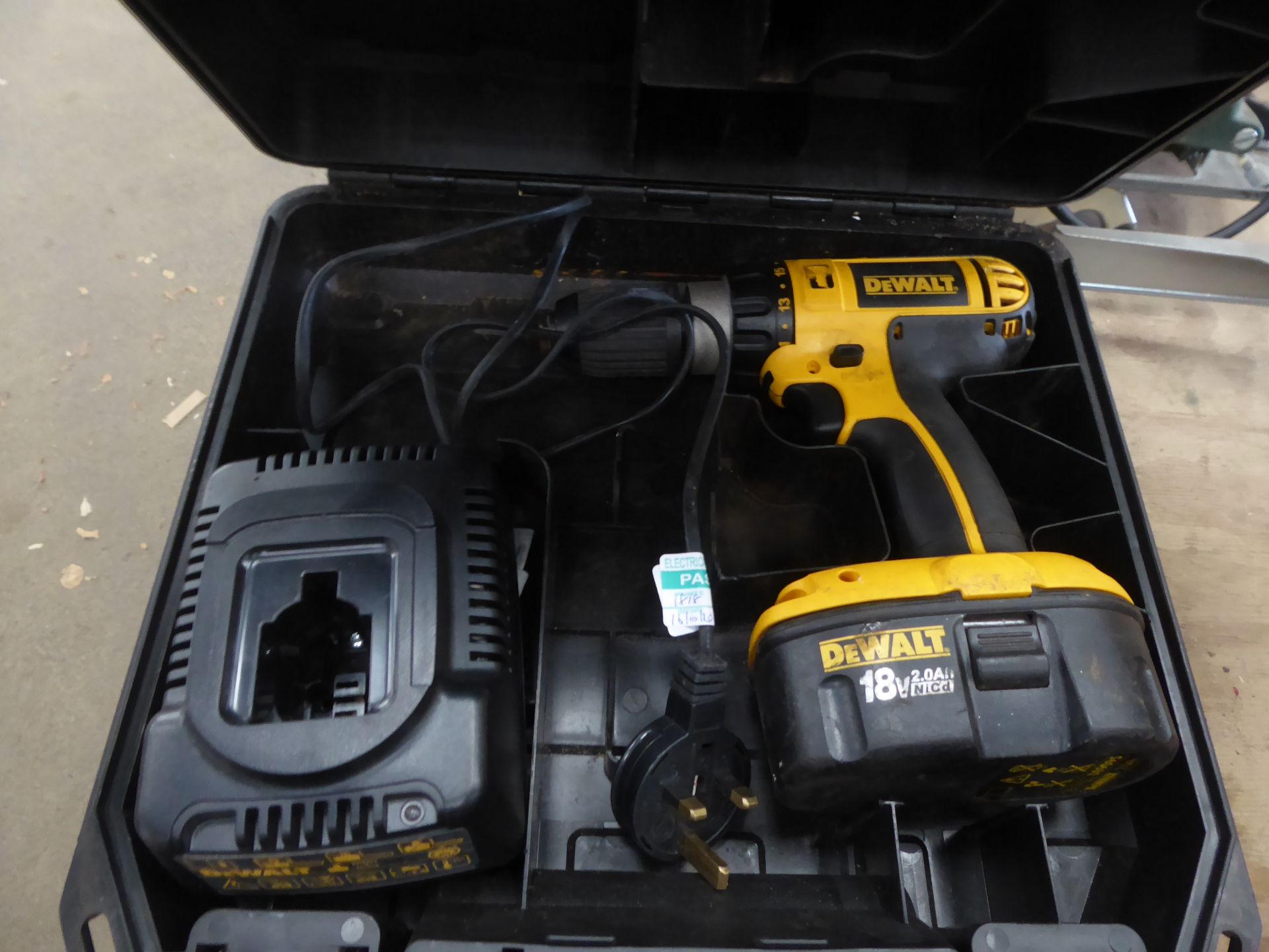 Dewalt 18v battery drill