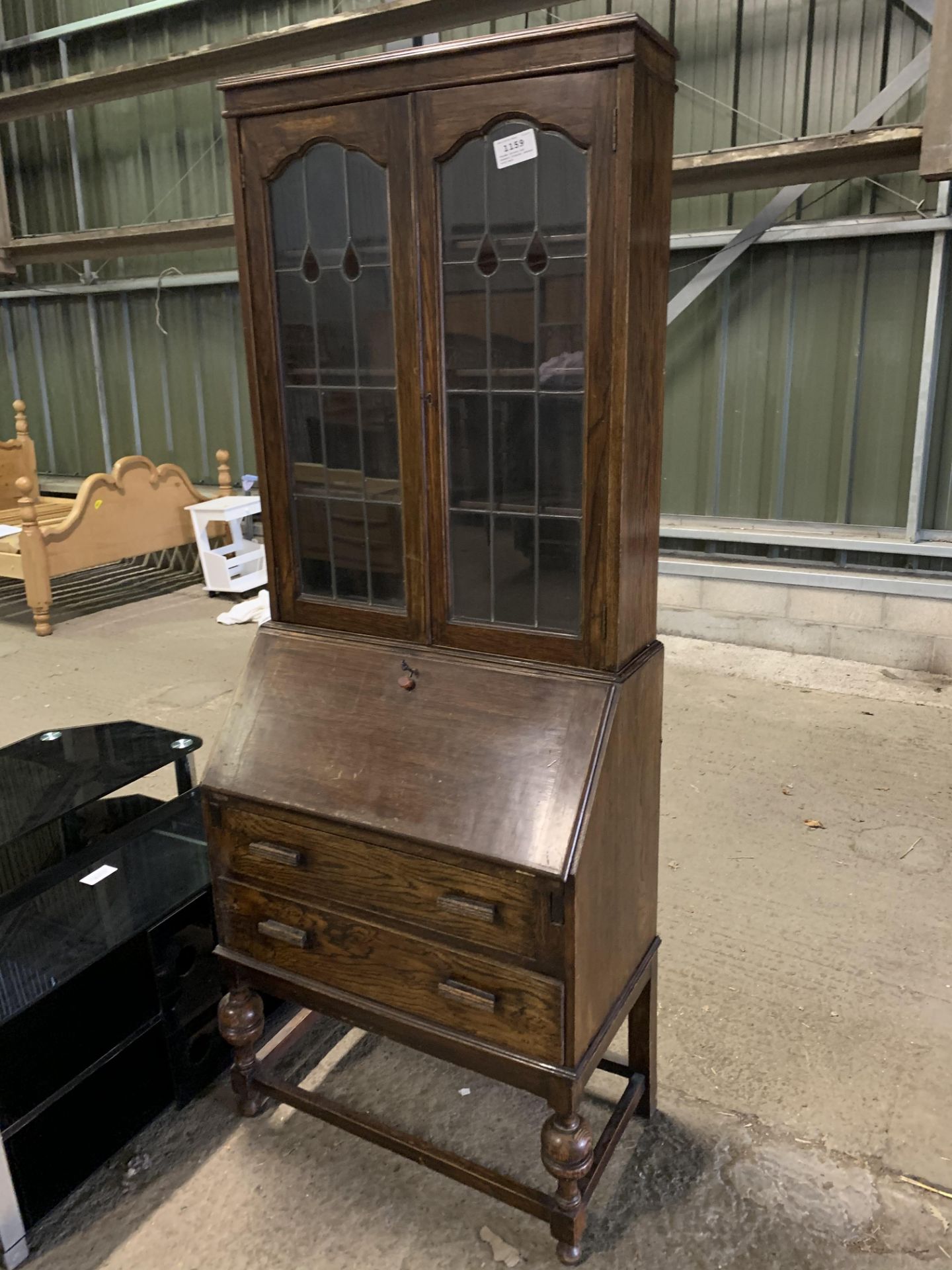 Wooden bureau and drawers display cabinet with keys