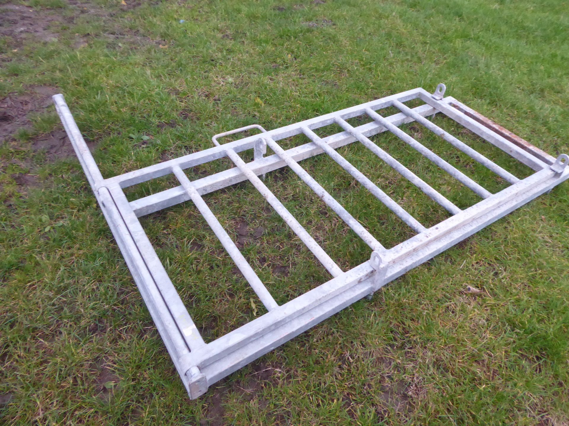 Galvanised cattle sliding race gate