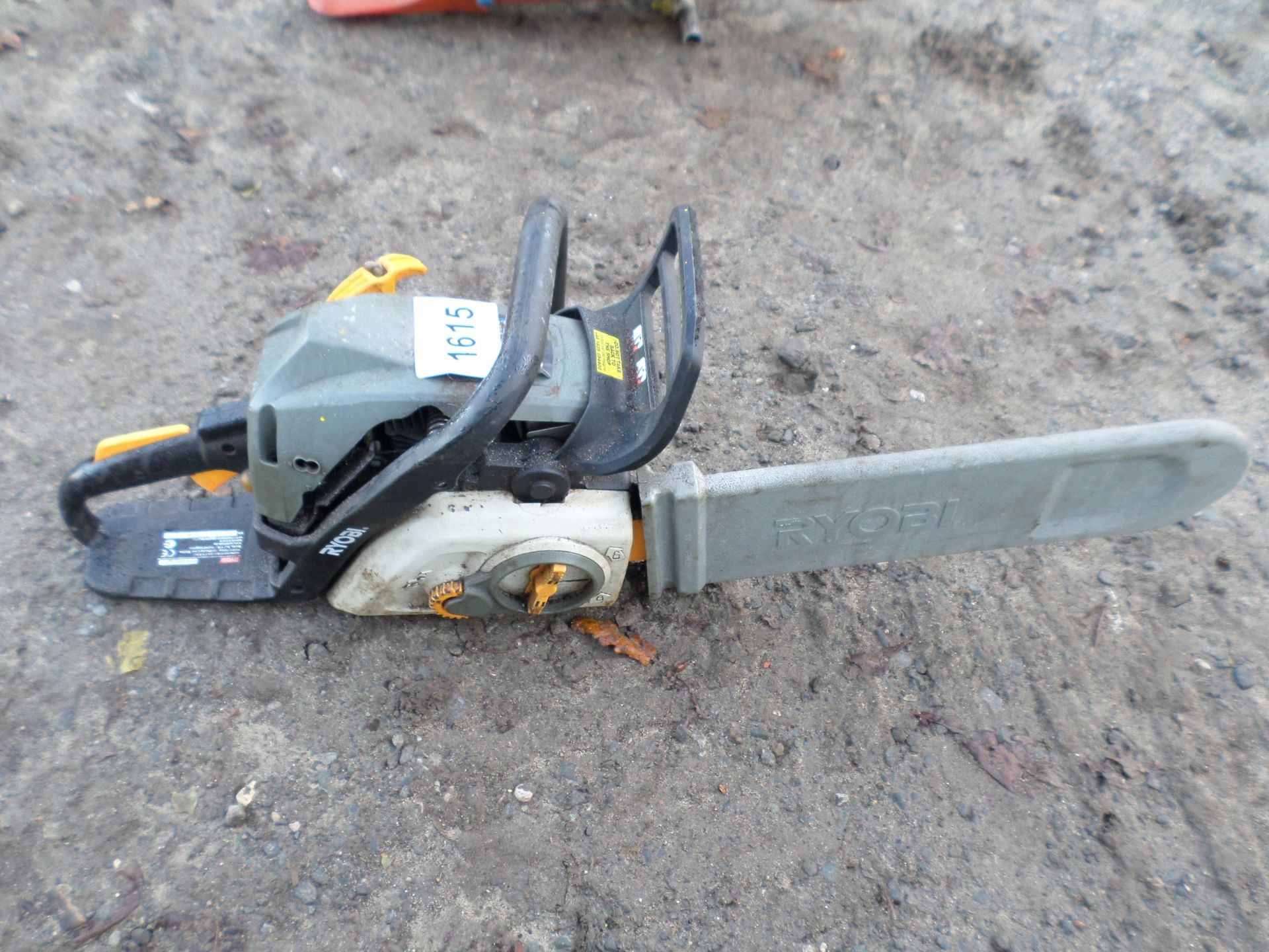 Ryobi chainsaw NO VAT - Image 2 of 2