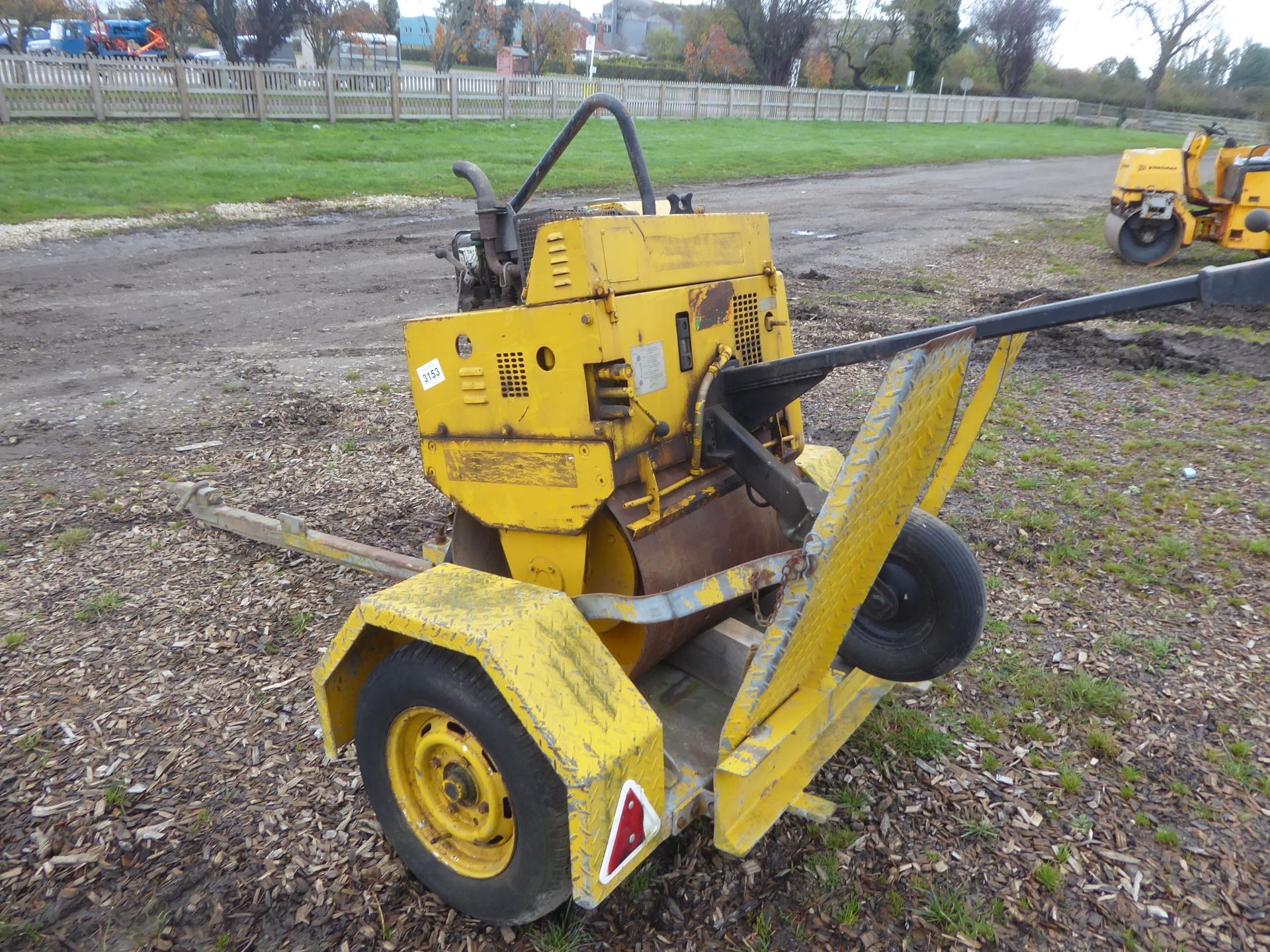 Benford single drum roller c/w trailer NO VAT - Image 2 of 2