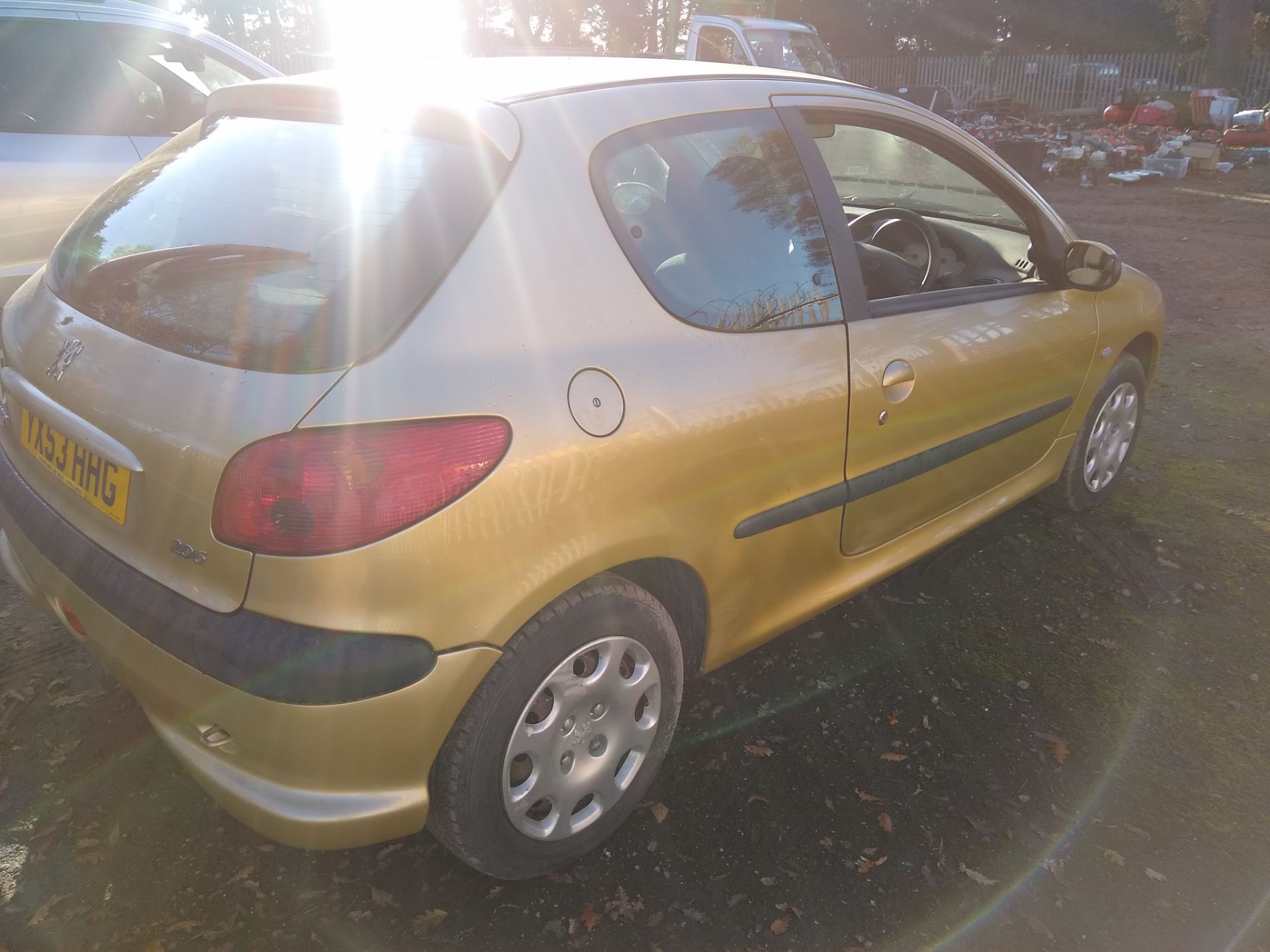 Peugeot 2065 3-door 1.4, YX53HHG, 00's 64522. Unused for more than 2 years. - Image 2 of 9