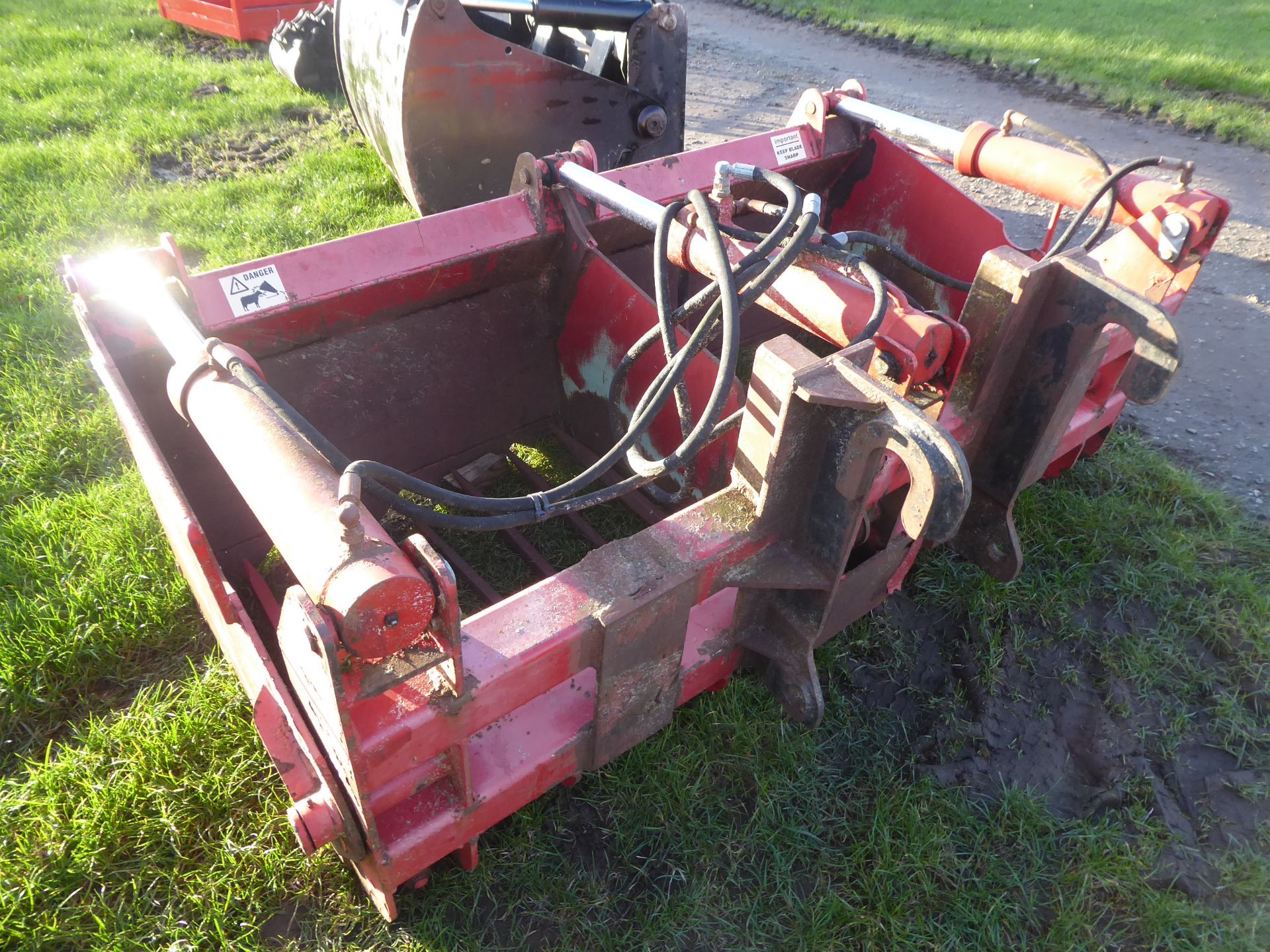 McHale shear grab, JCB fittings, gwo, all tines complee and tight, 2005 - Image 2 of 2