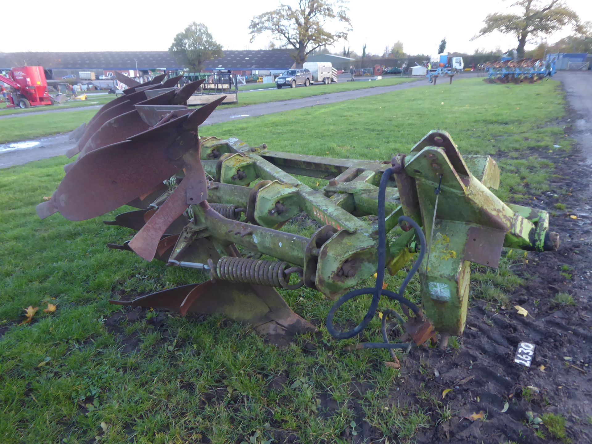 Dowdeswell 4F auto reset plough