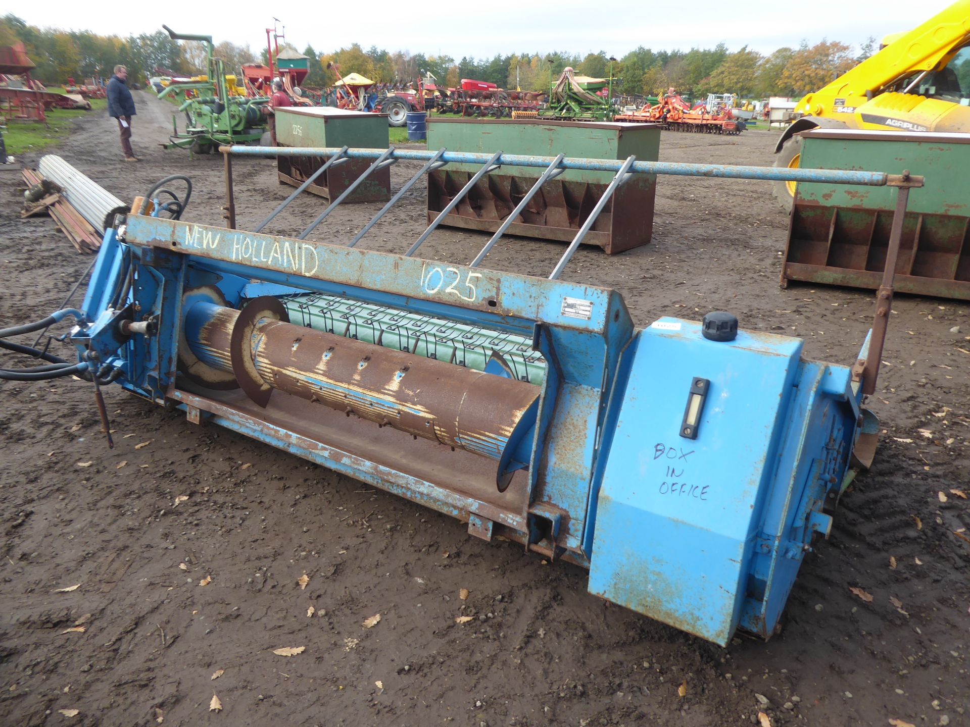 Shelbourne Reynolds draper header