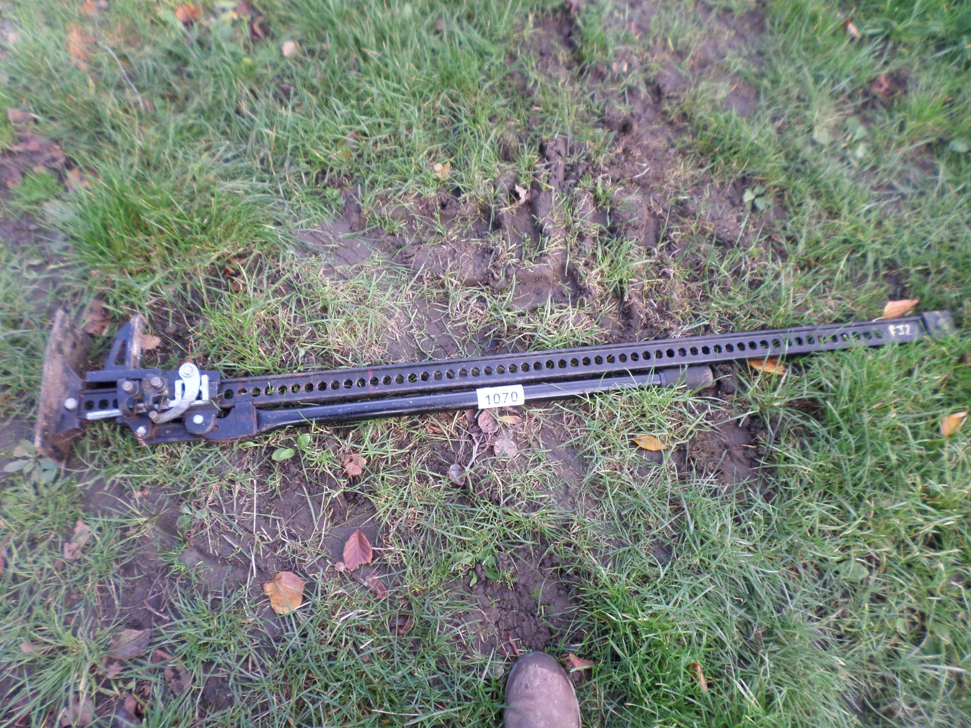 Tractor/Landrover jack NO VAT