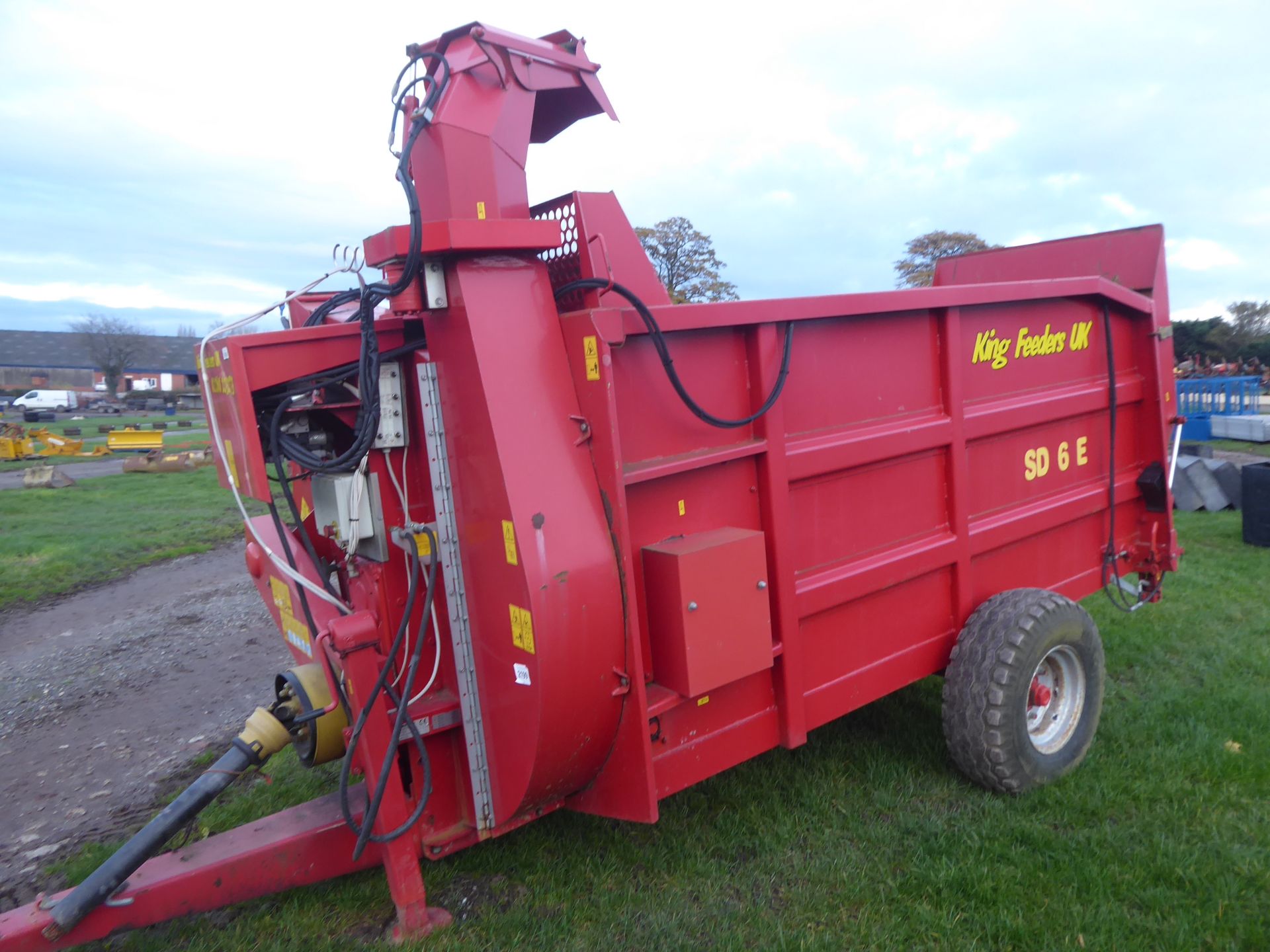 King SD6E straw bedder, 2008