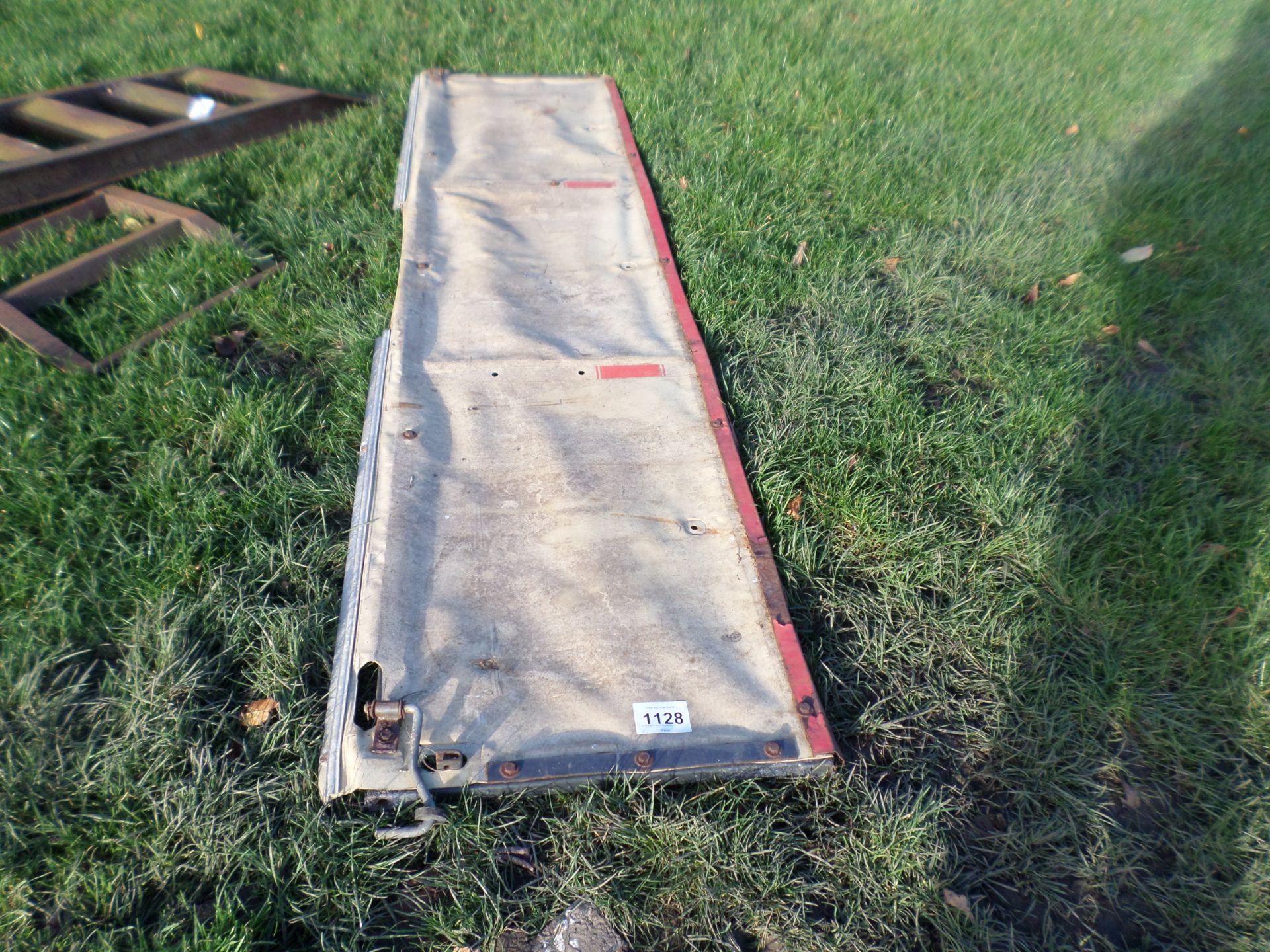 Vicon trailed mower bed guard