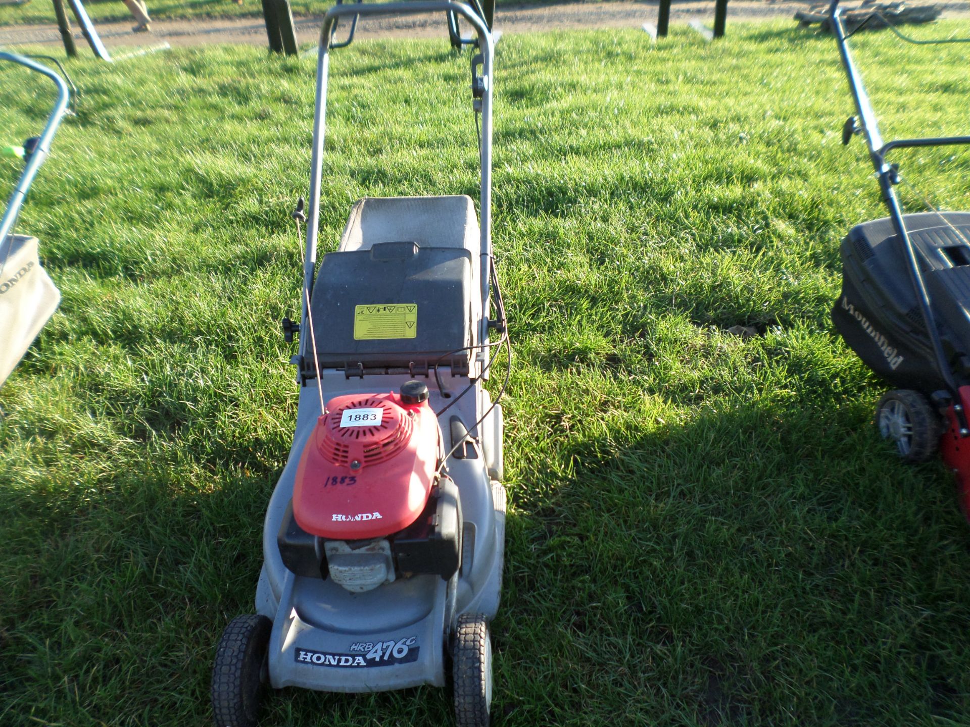 Honda HRB475 roller self drive mower - Image 3 of 3