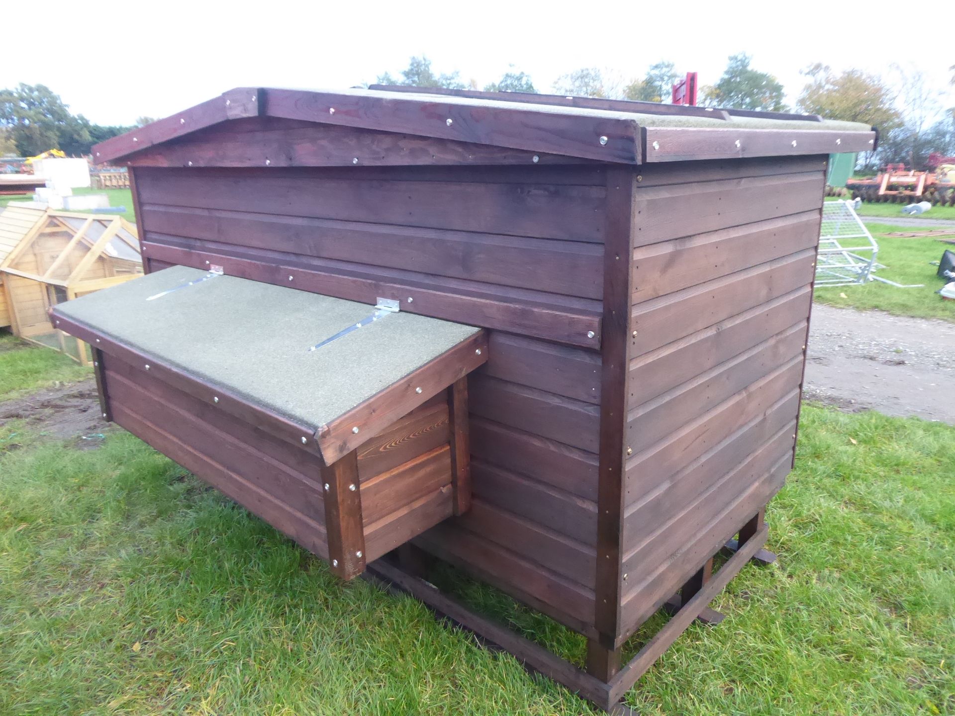 New 8ft poultry house NO VAT - Image 3 of 3