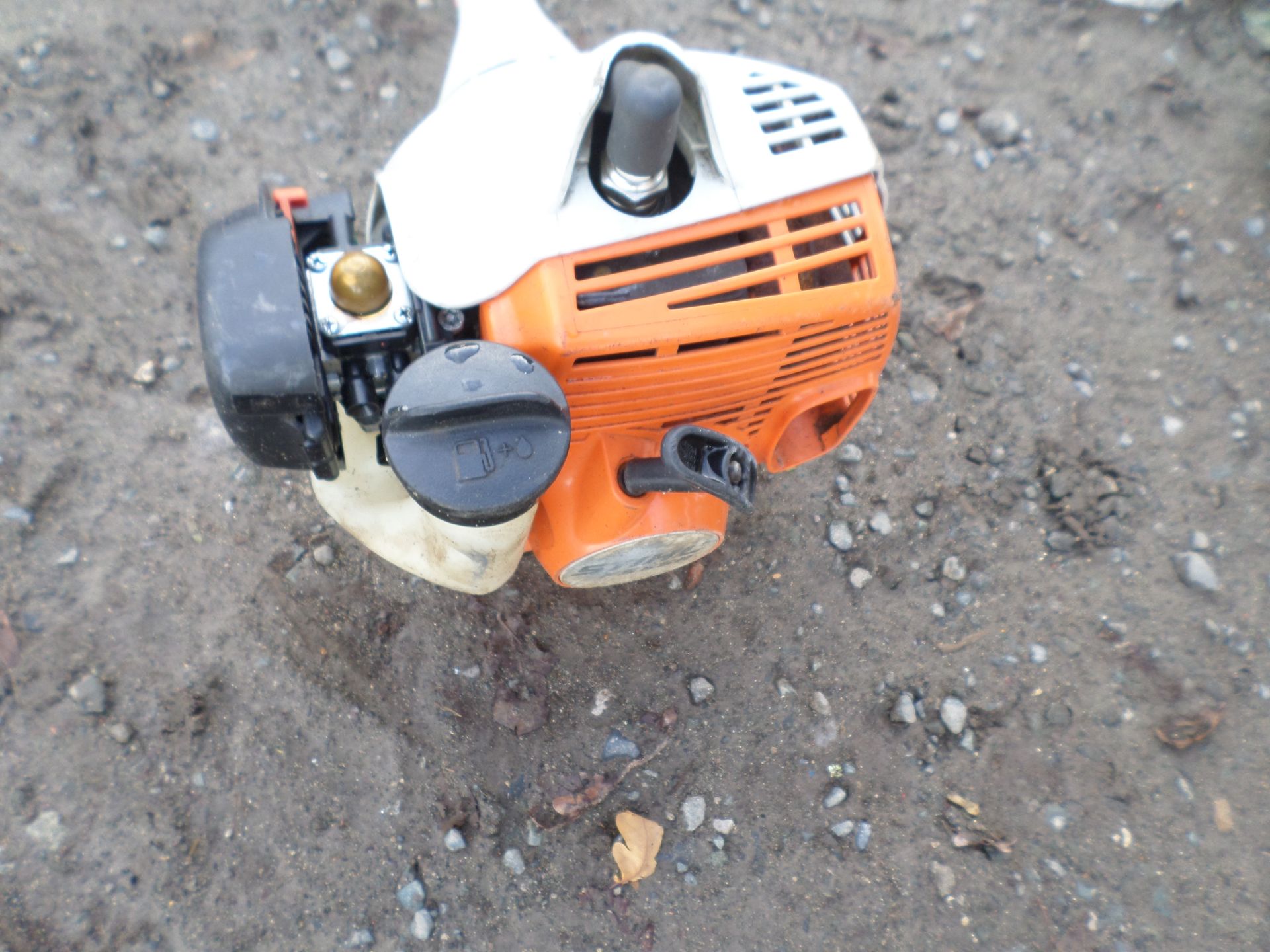 Stihl FS55 strimmer NO VAT - Image 2 of 2