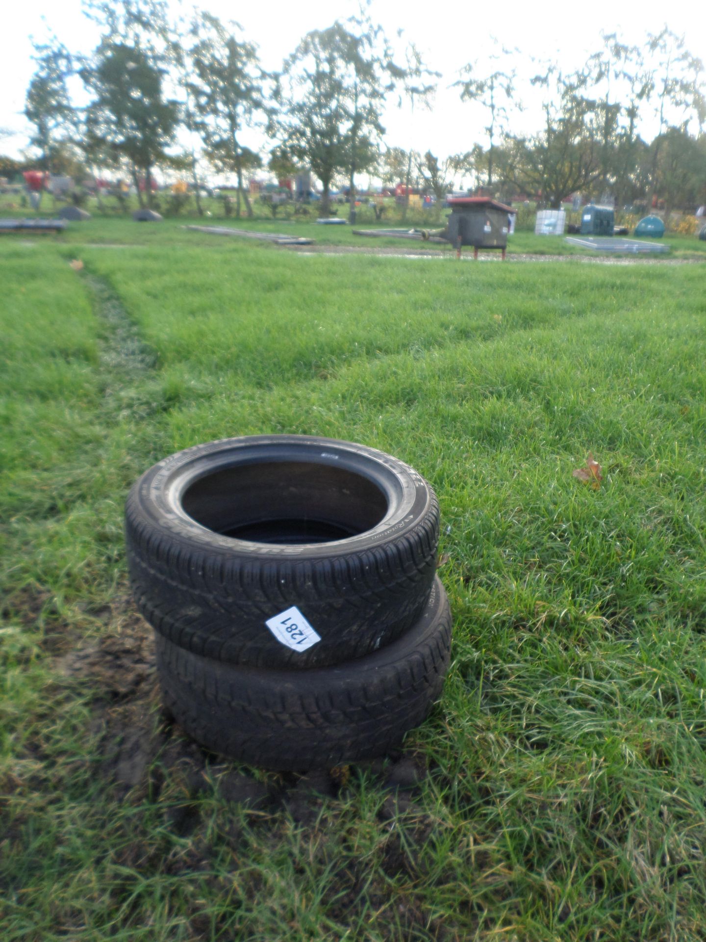 2 x 195/50/15 tyres NO VAT - Image 2 of 2
