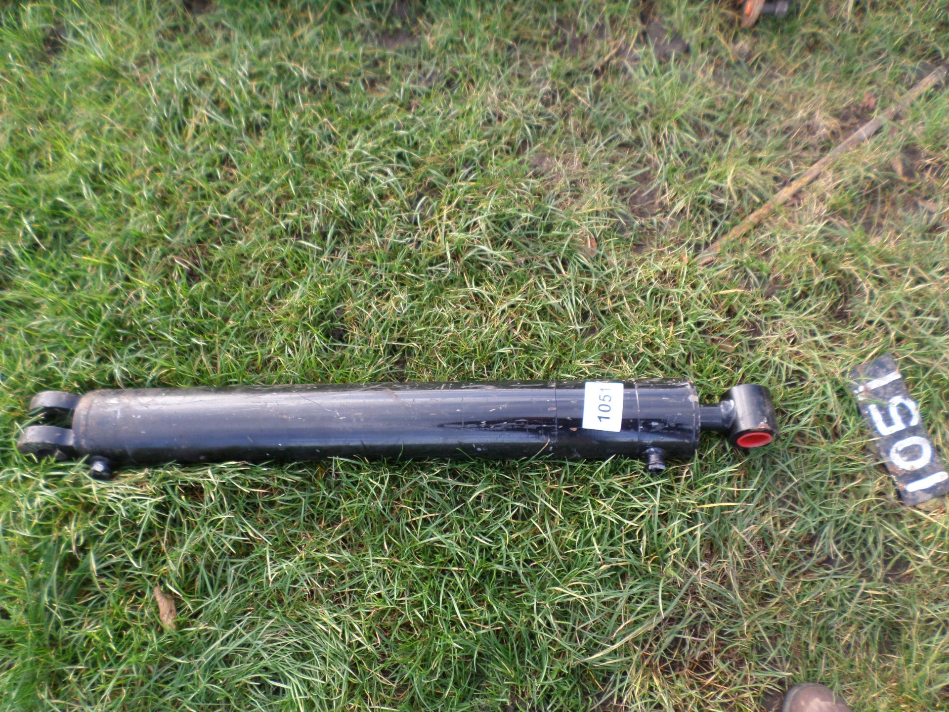 New double acting hydraulic ram NO VAT