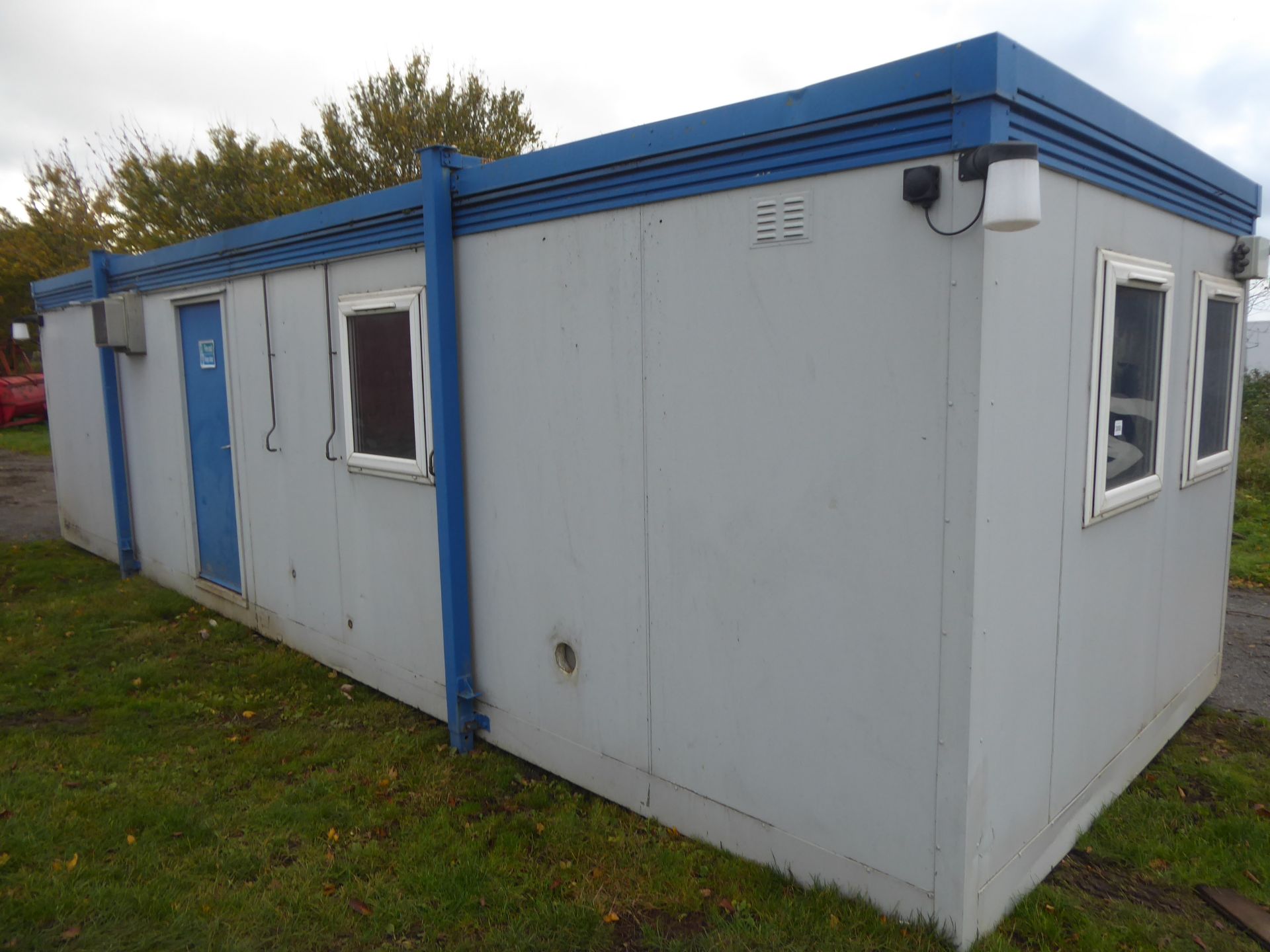 32ft X 10ft Portacabin