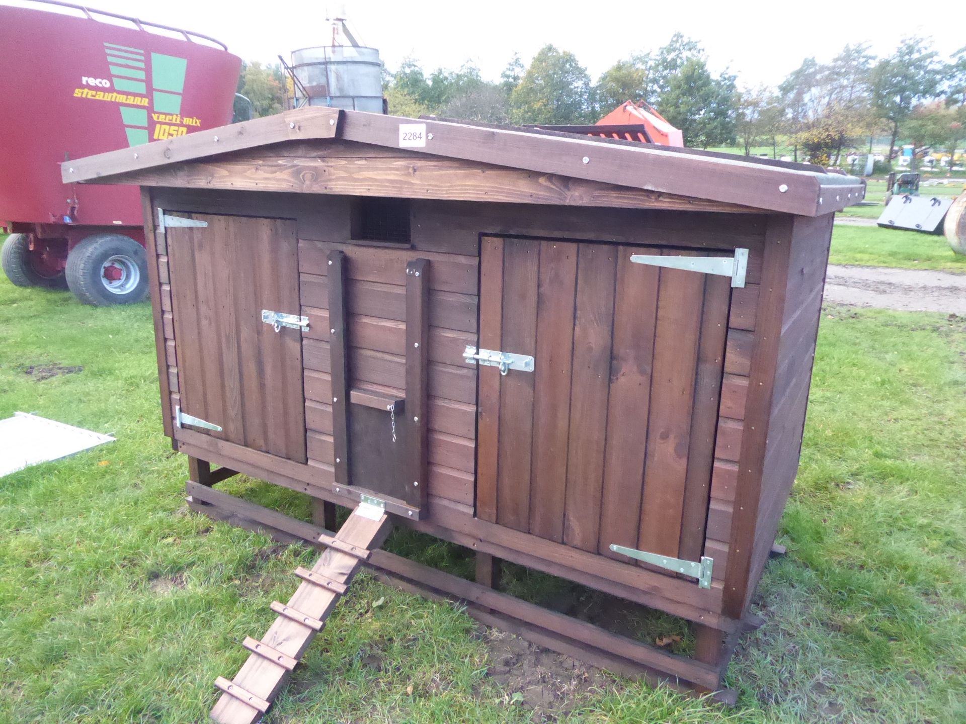 New 8ft poultry house NO VAT