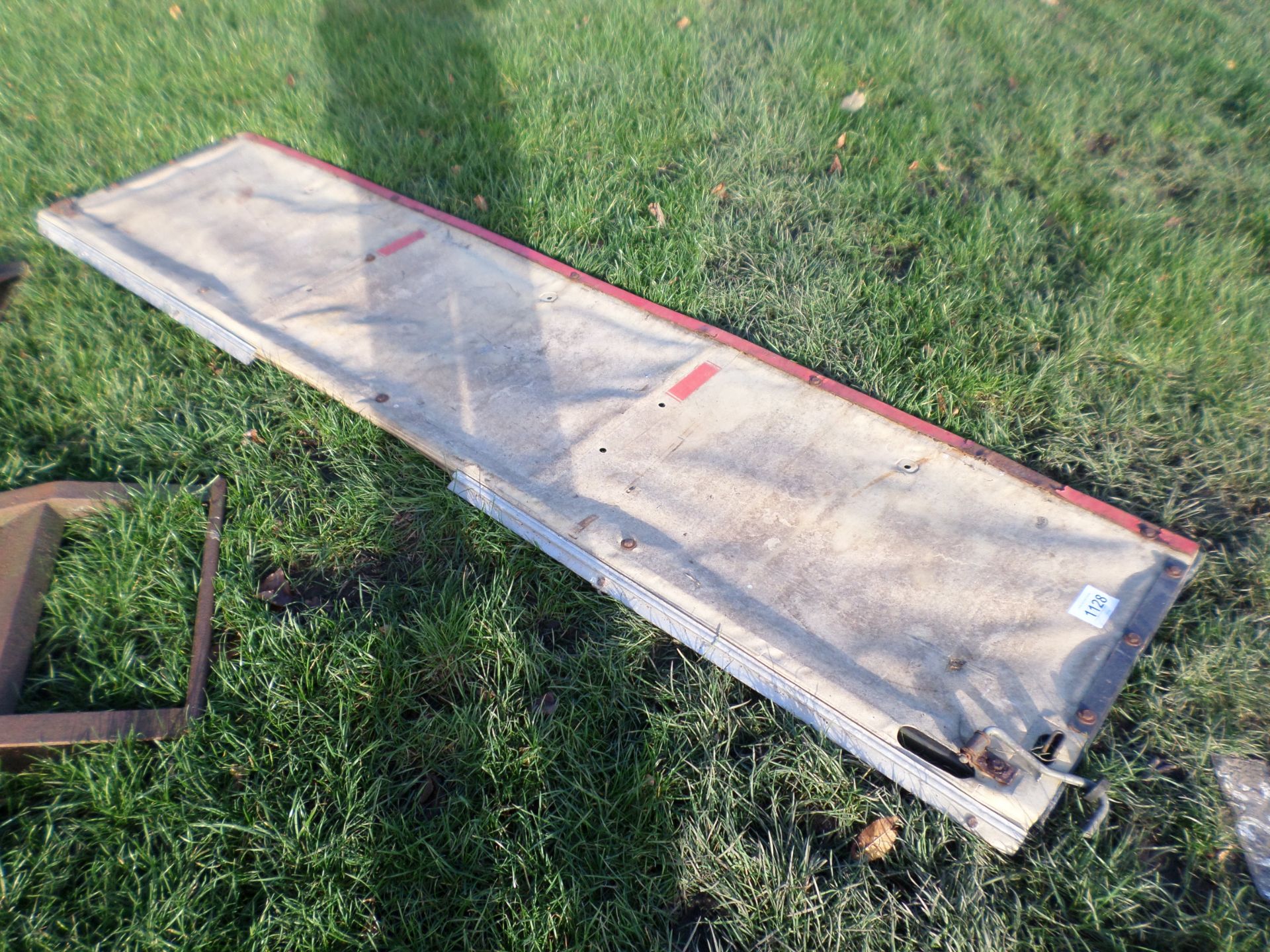 Vicon trailed mower bed guard - Image 2 of 2