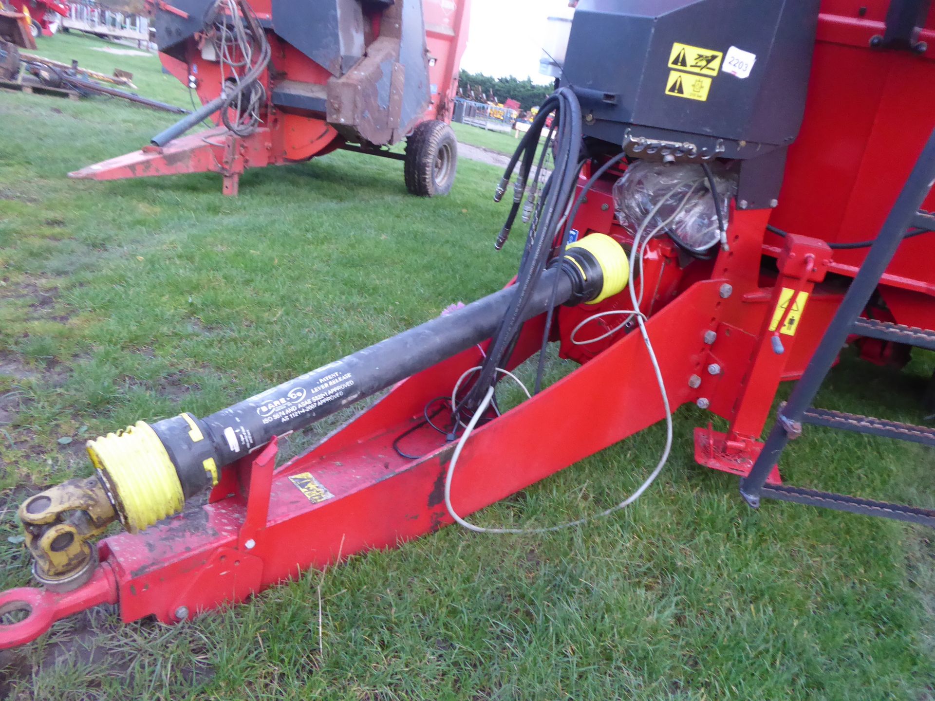 2012 JF Stoll VM27 twin vertical auger mixer feeder, 27cu.m. capacity, tandem sprung axles, left - Image 3 of 4