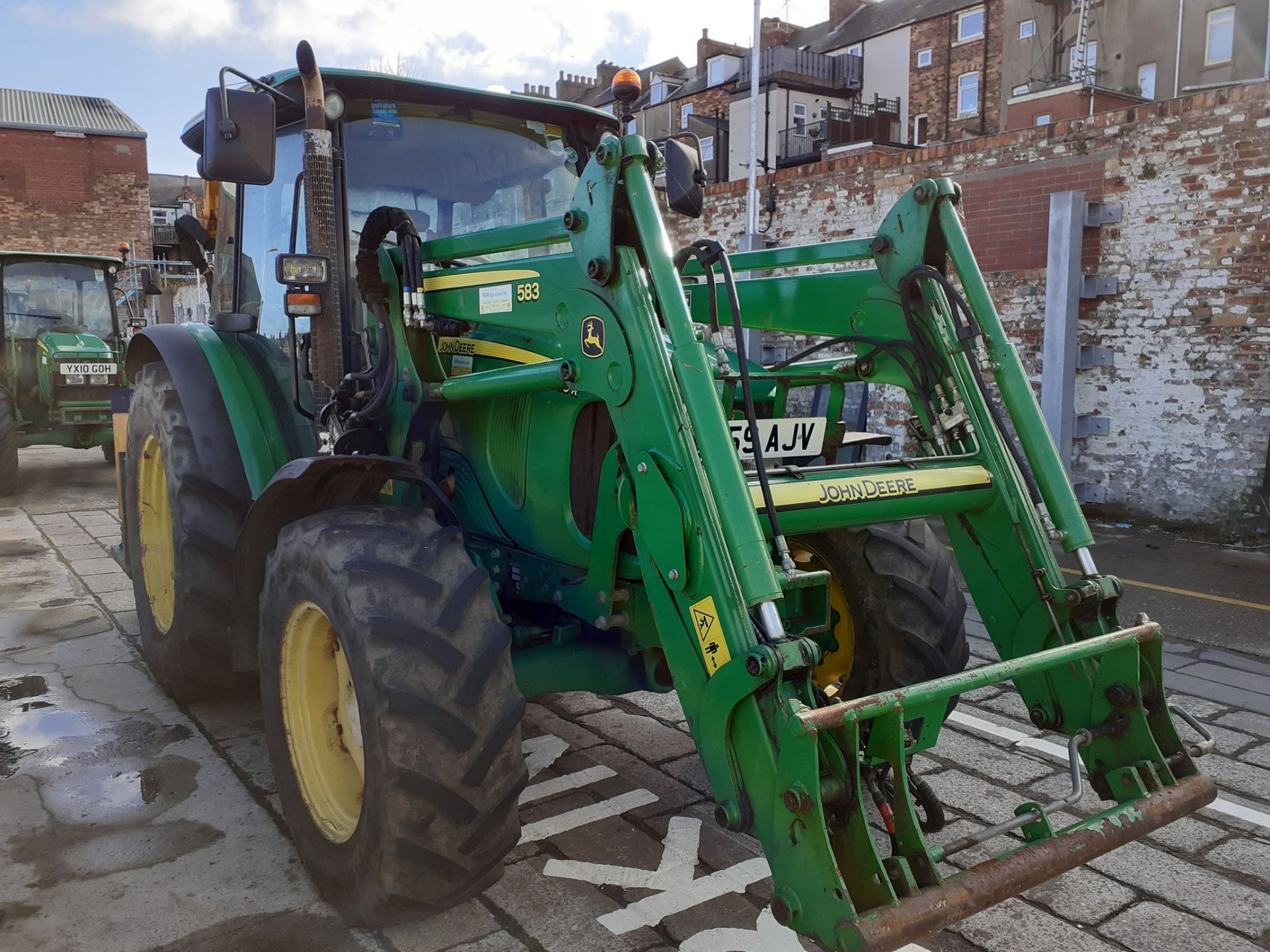 John Deere 5080R tractor with loader, 10959 hours, YX59 AJV, good condition. Loader has oil leak - Image 5 of 6