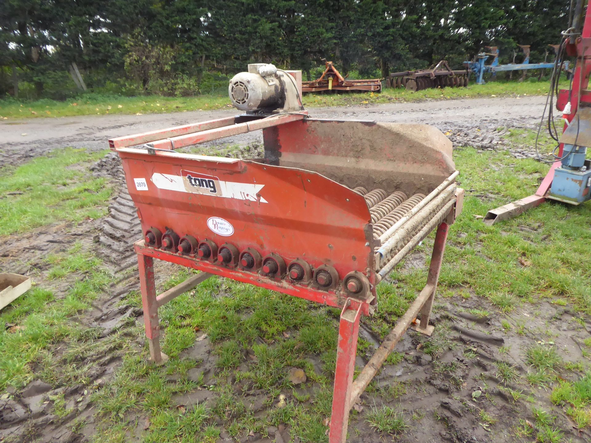 Tong potato cleaner table, single phase