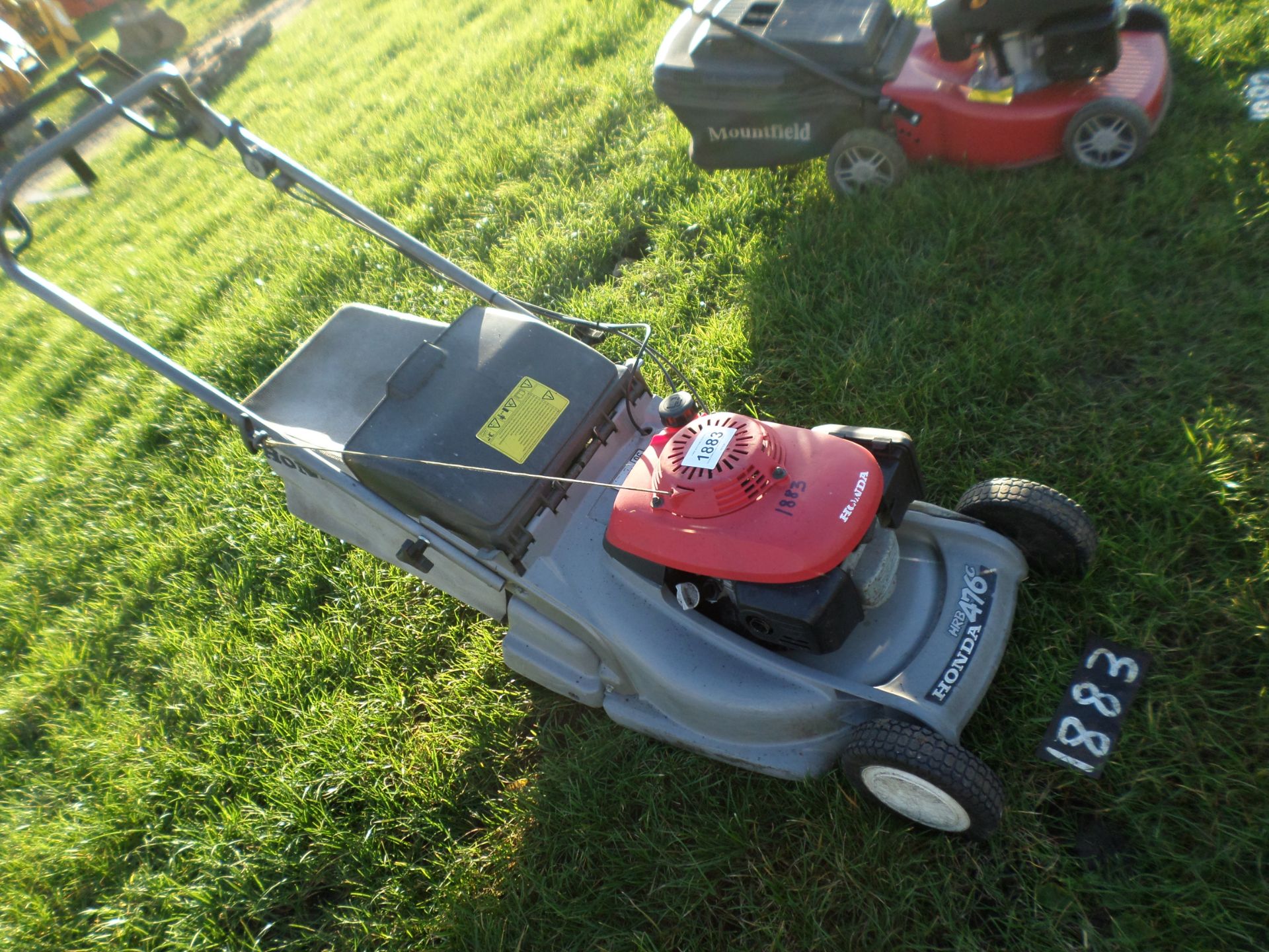 Honda HRB475 roller self drive mower - Image 2 of 3