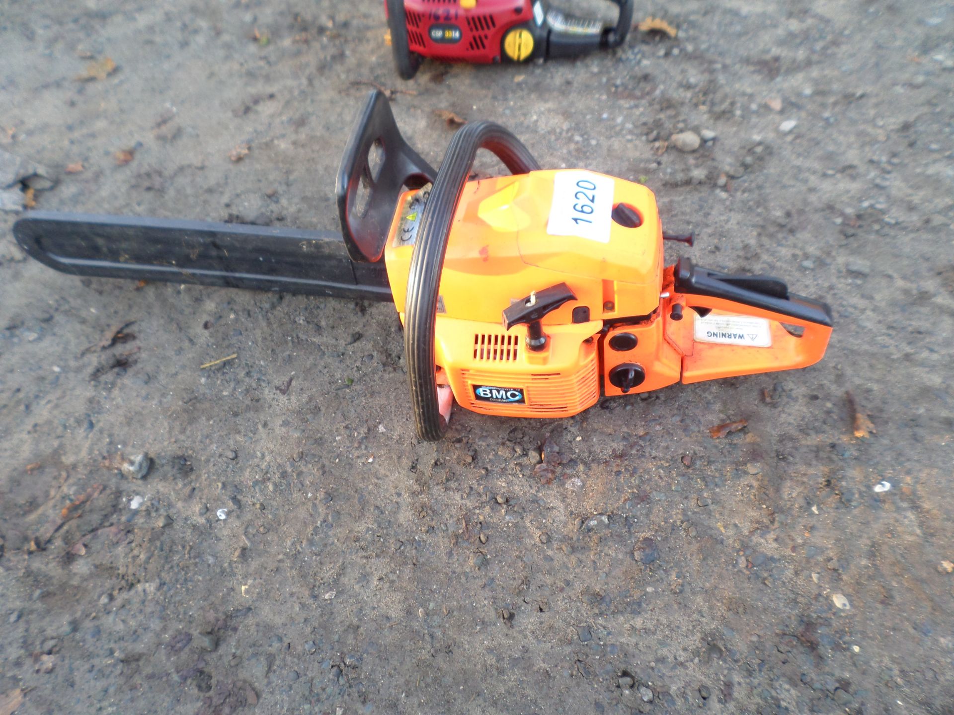 Petrol chainsaw