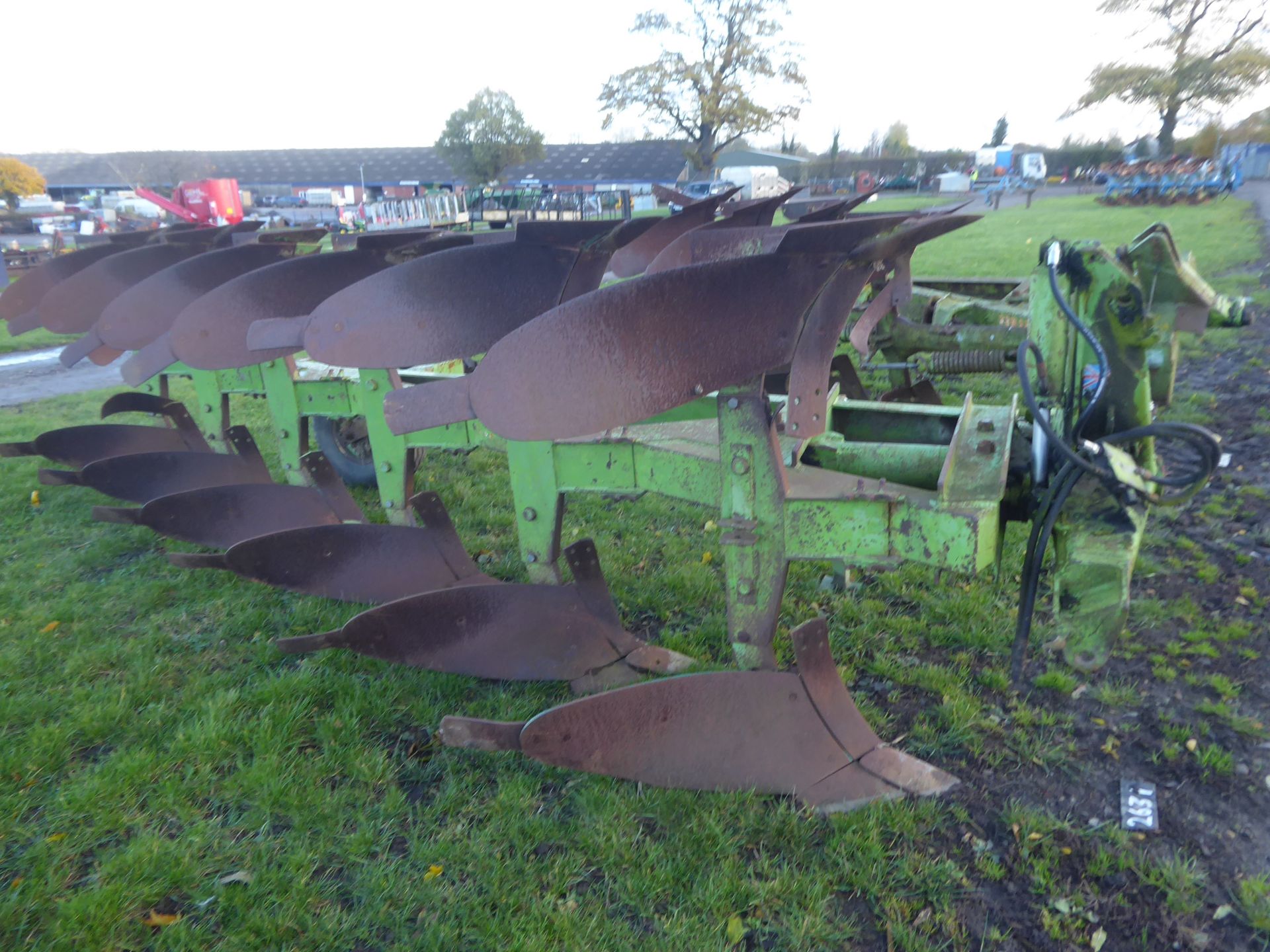 Dowdeswell DP7 E 5+1 plough