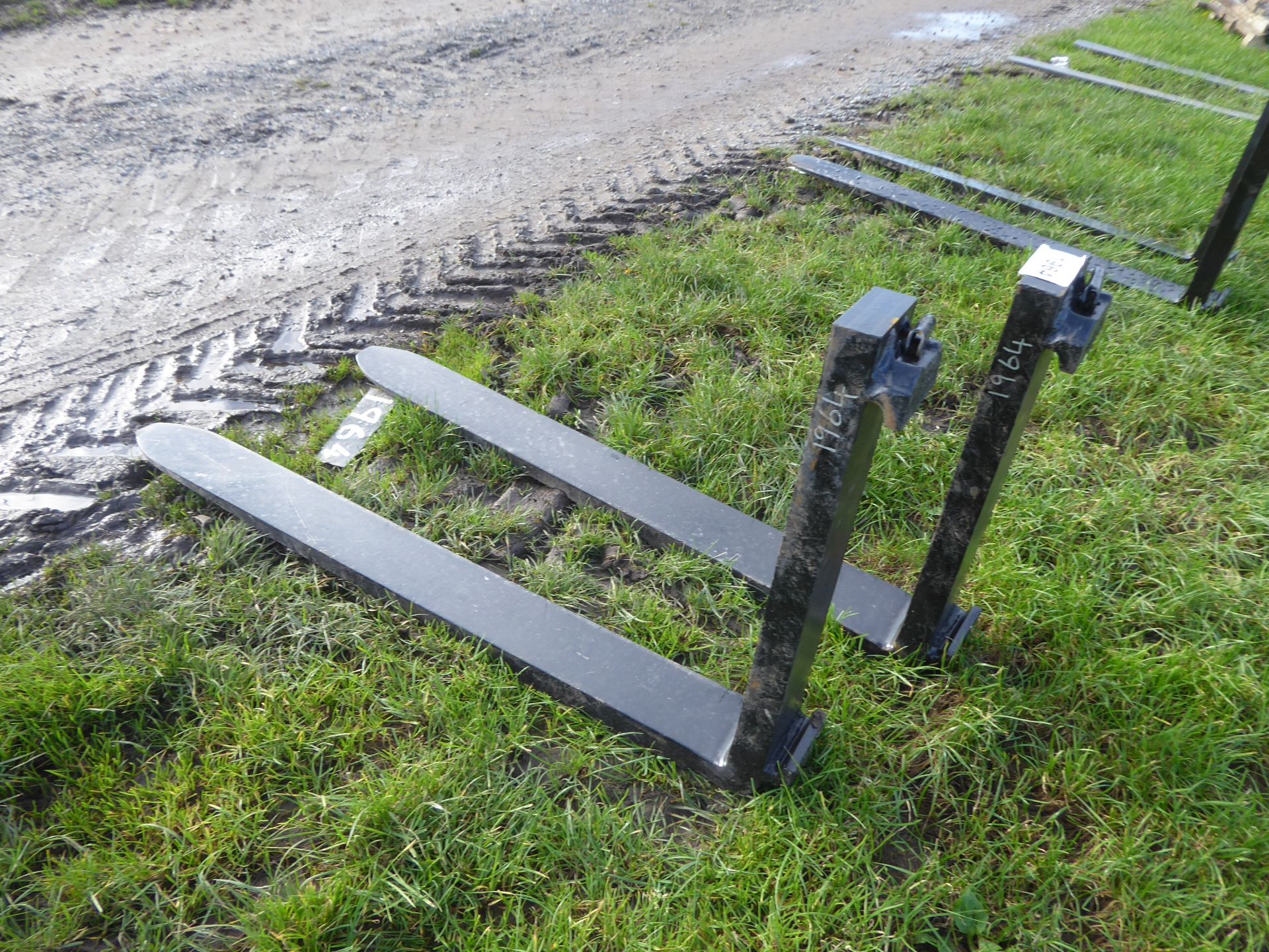 Pair of forklift tines