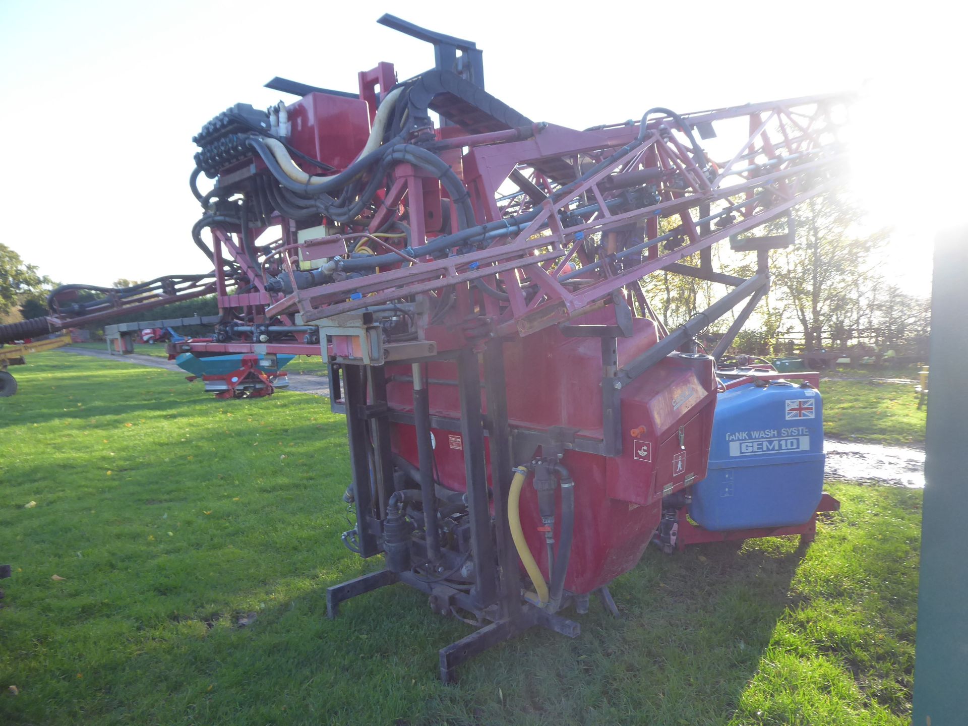 2000 Case MS1200 mounted sprayer c/w 1000ltr Gem front tank, fully working condition - Image 2 of 4