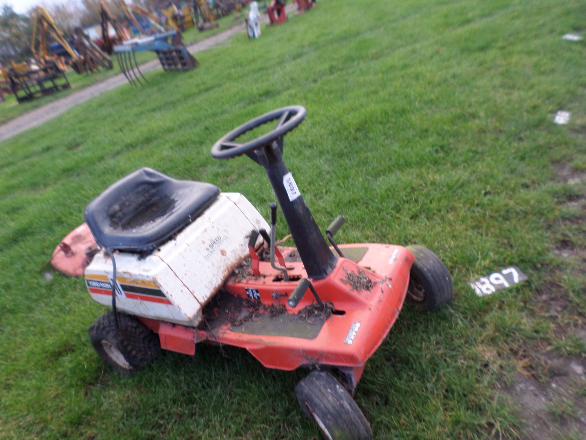 Ride on mower NO VAT