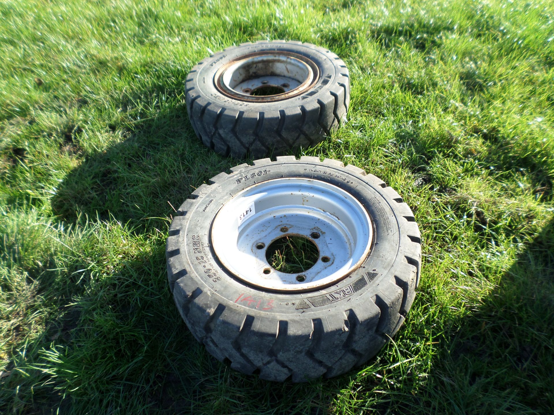 Pair 6-stud BKT forklift wheels/tyres 250/15, 95\% NO VAT