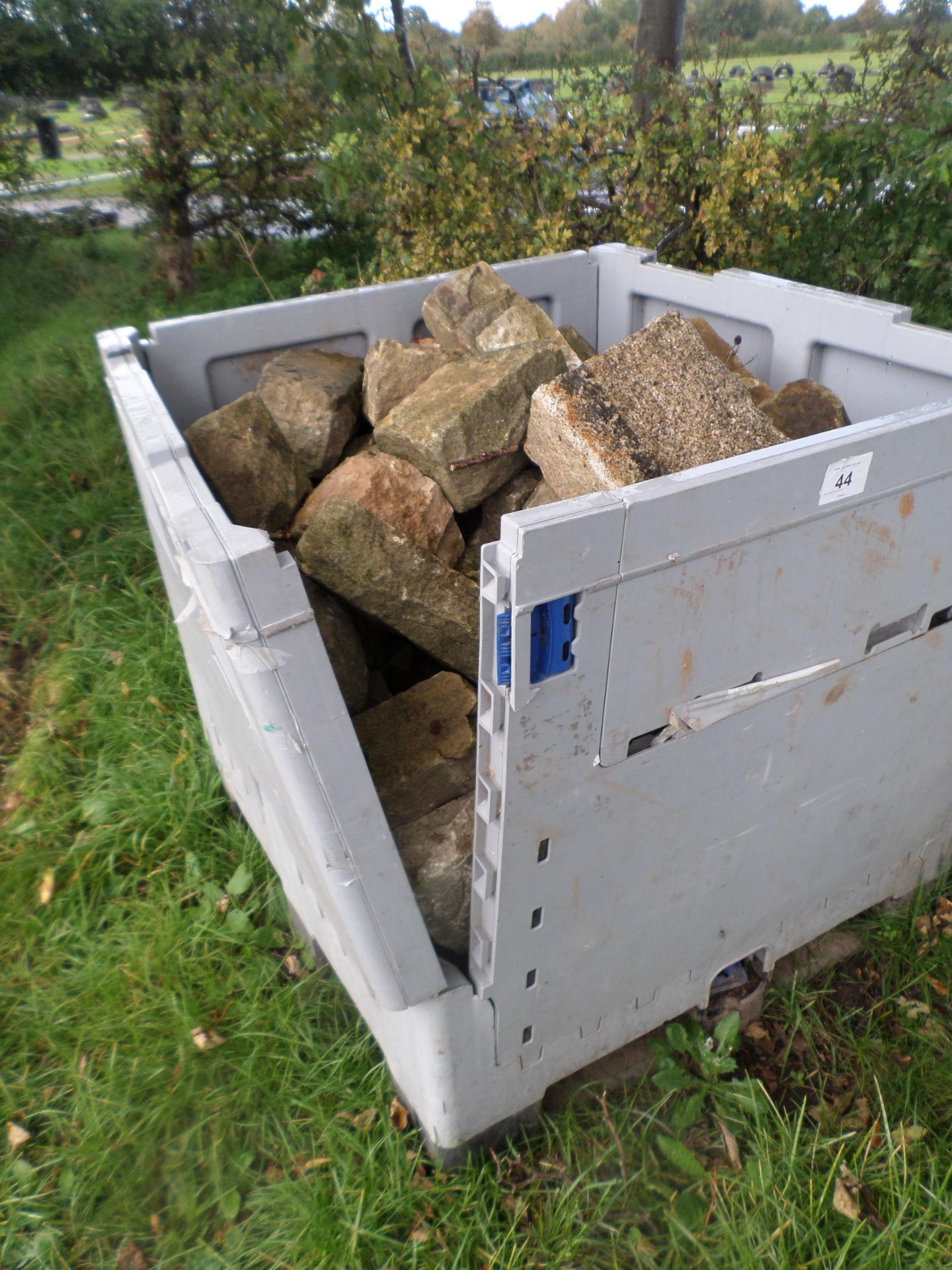 Pallet of building stone - Image 2 of 2