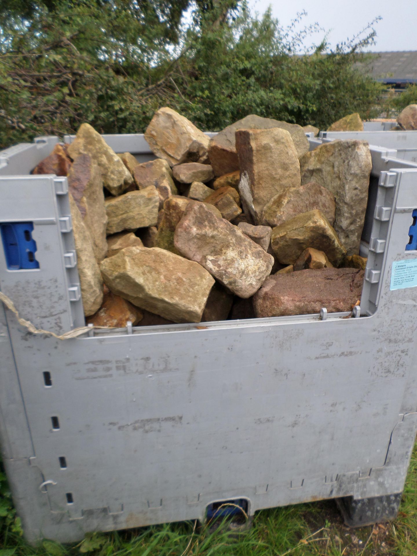 Pallet of building stone - Image 2 of 2