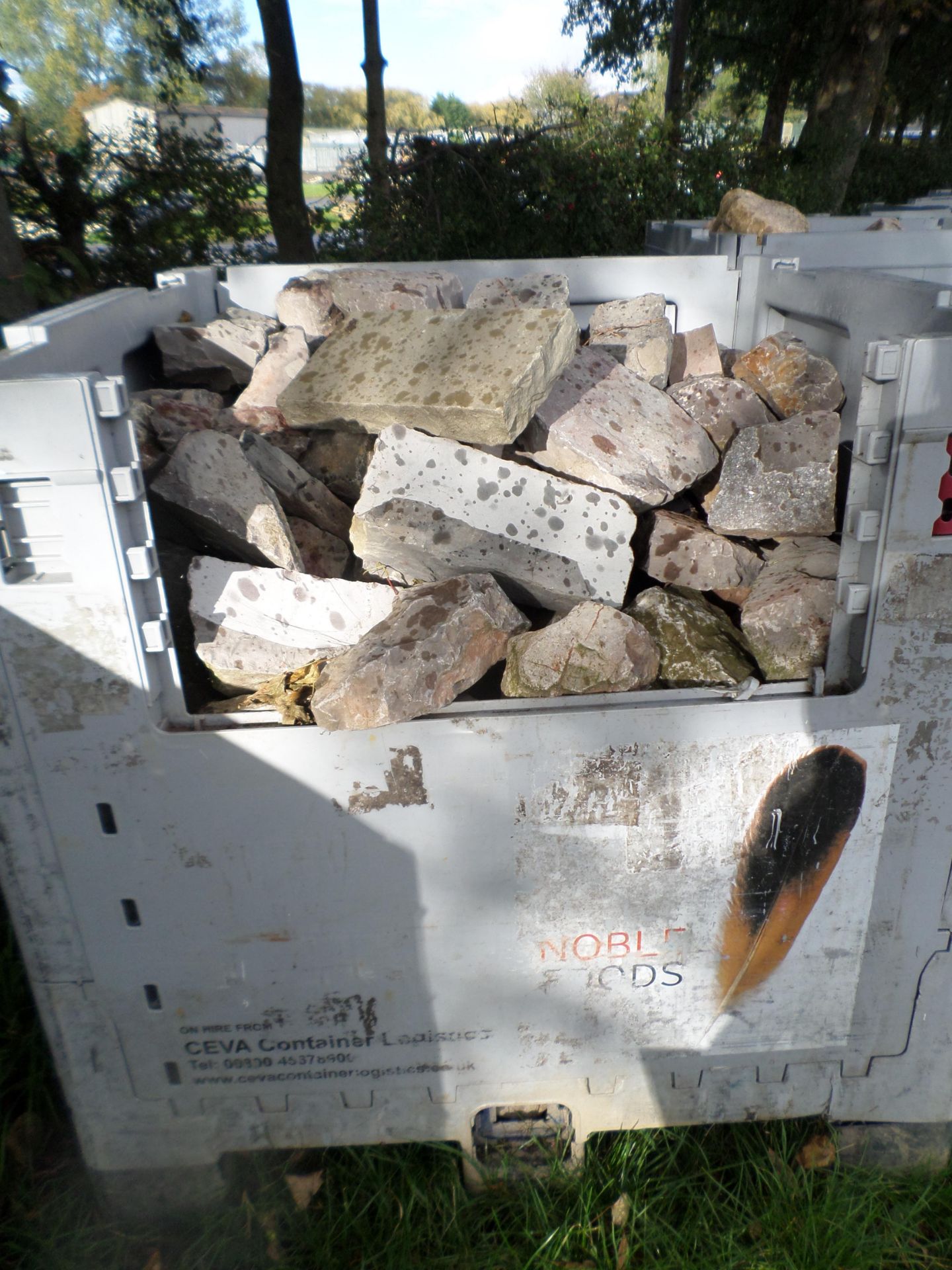 Pallet of building stone - Image 2 of 2